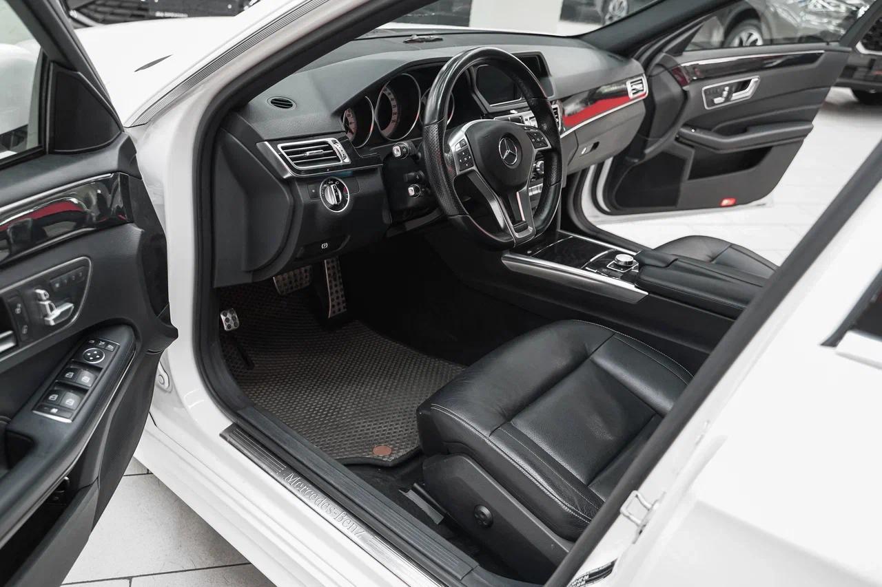 Mercedes-Benz E-Класс 2015, белый, ДЦ Орехово