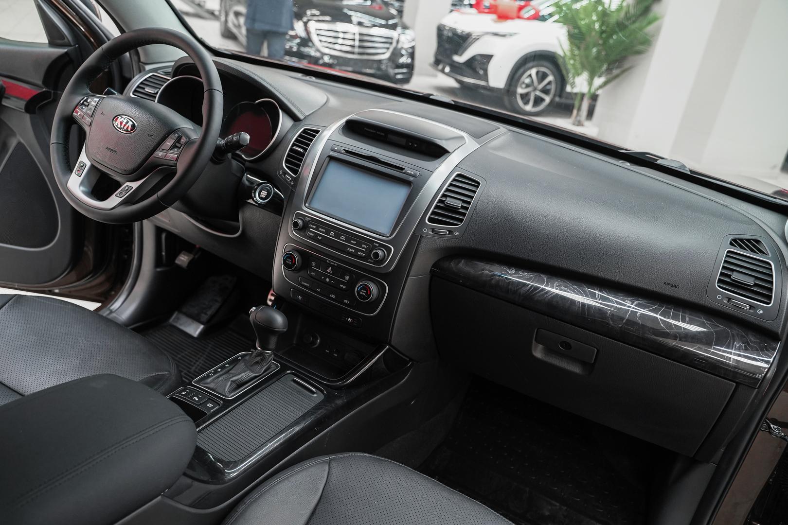 Kia Sorento 2015, коричневый, ДЦ Орехово