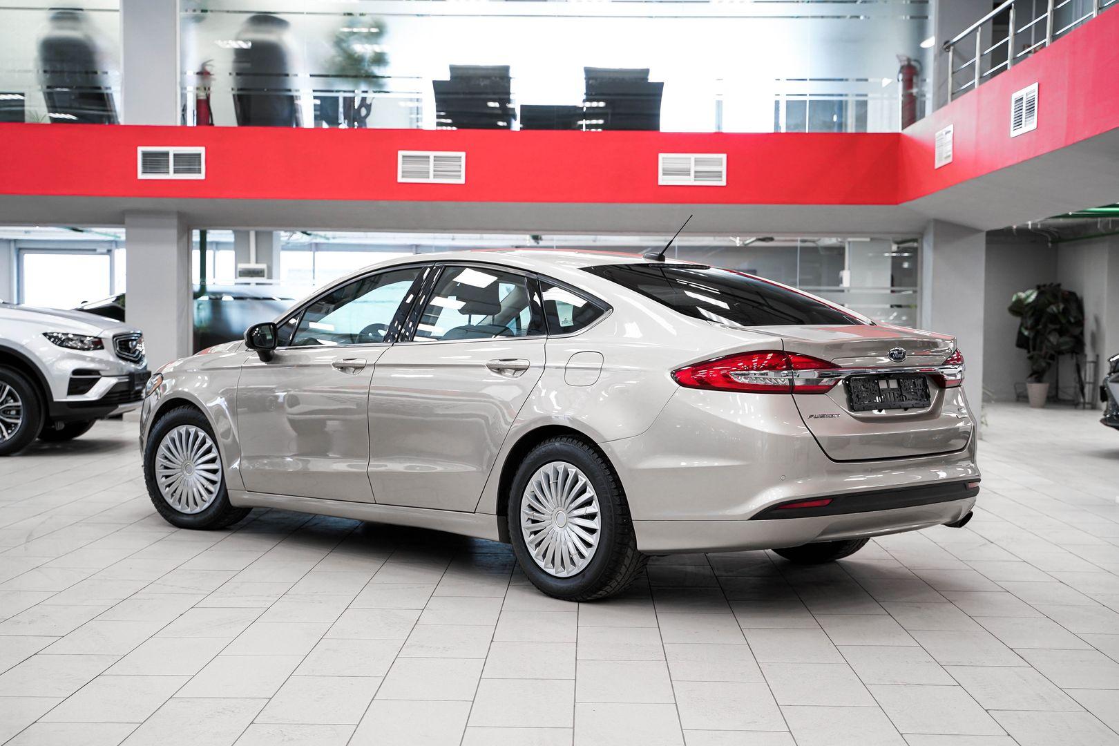 Ford Fusion (North America) 2017, желтый, ДЦ Орехово