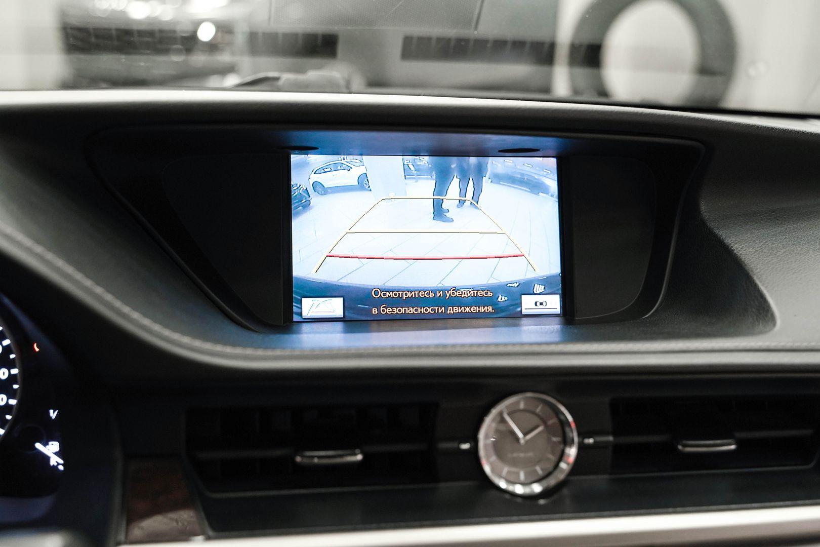 Lexus ES 2014, черный, ДЦ Орехово