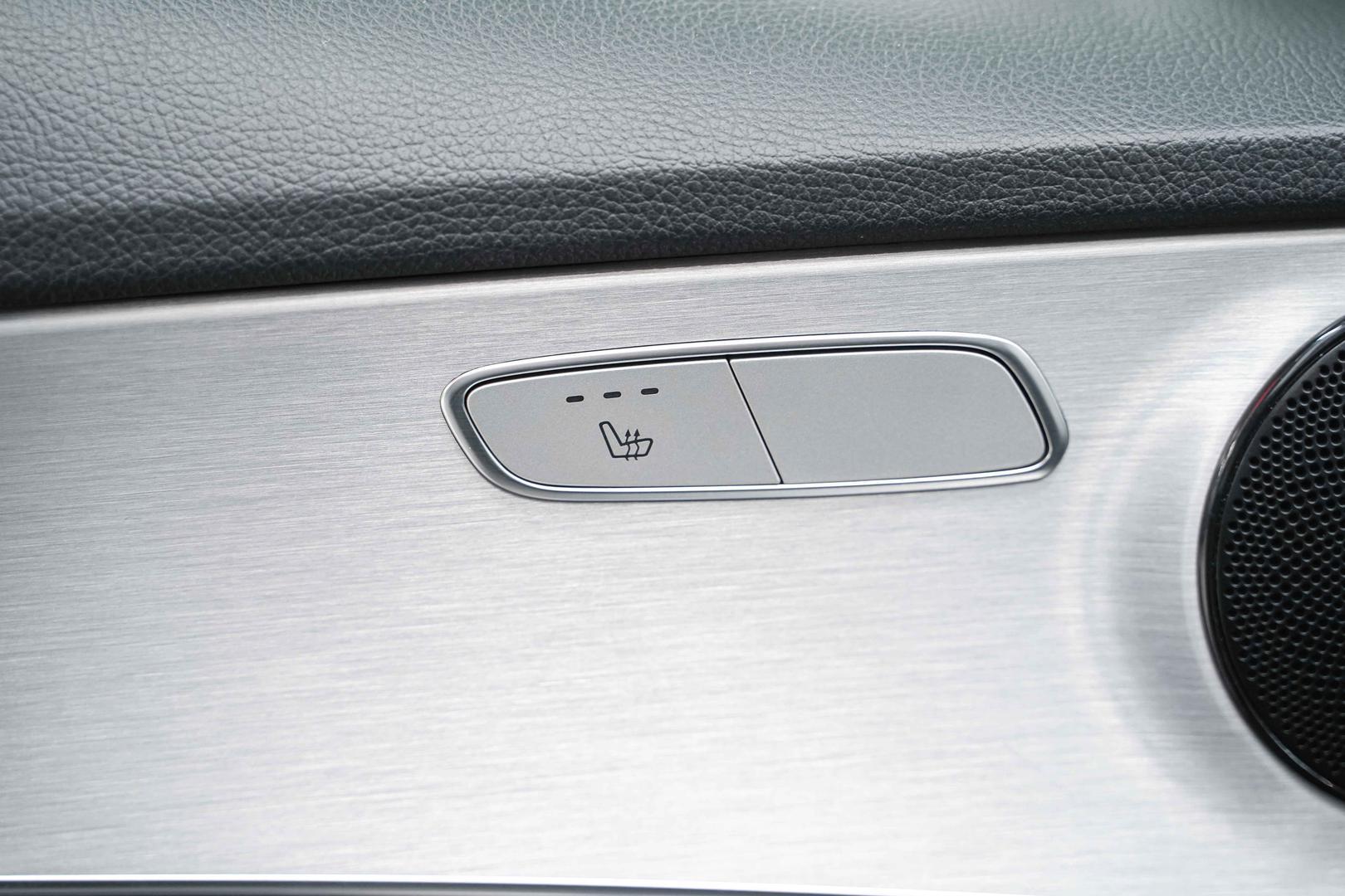Mercedes-Benz C-Класс 2016, черный, ДЦ Орехово