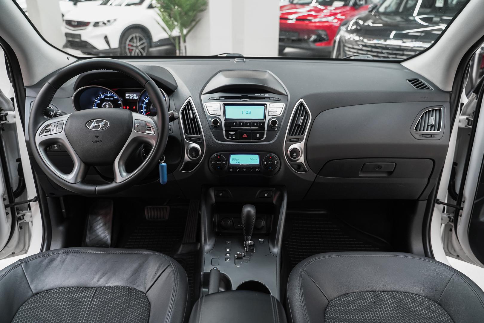 Hyundai ix35 2013, белый, ДЦ Орехово