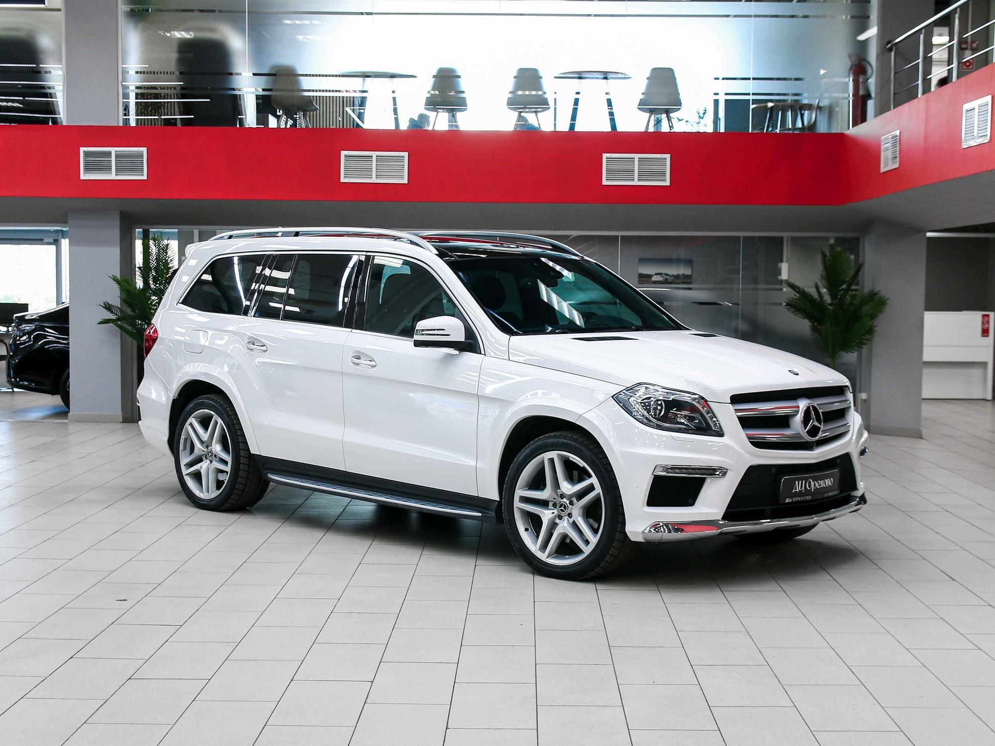 Mercedes-Benz GL-Класс 2014, белый, ДЦ Орехово