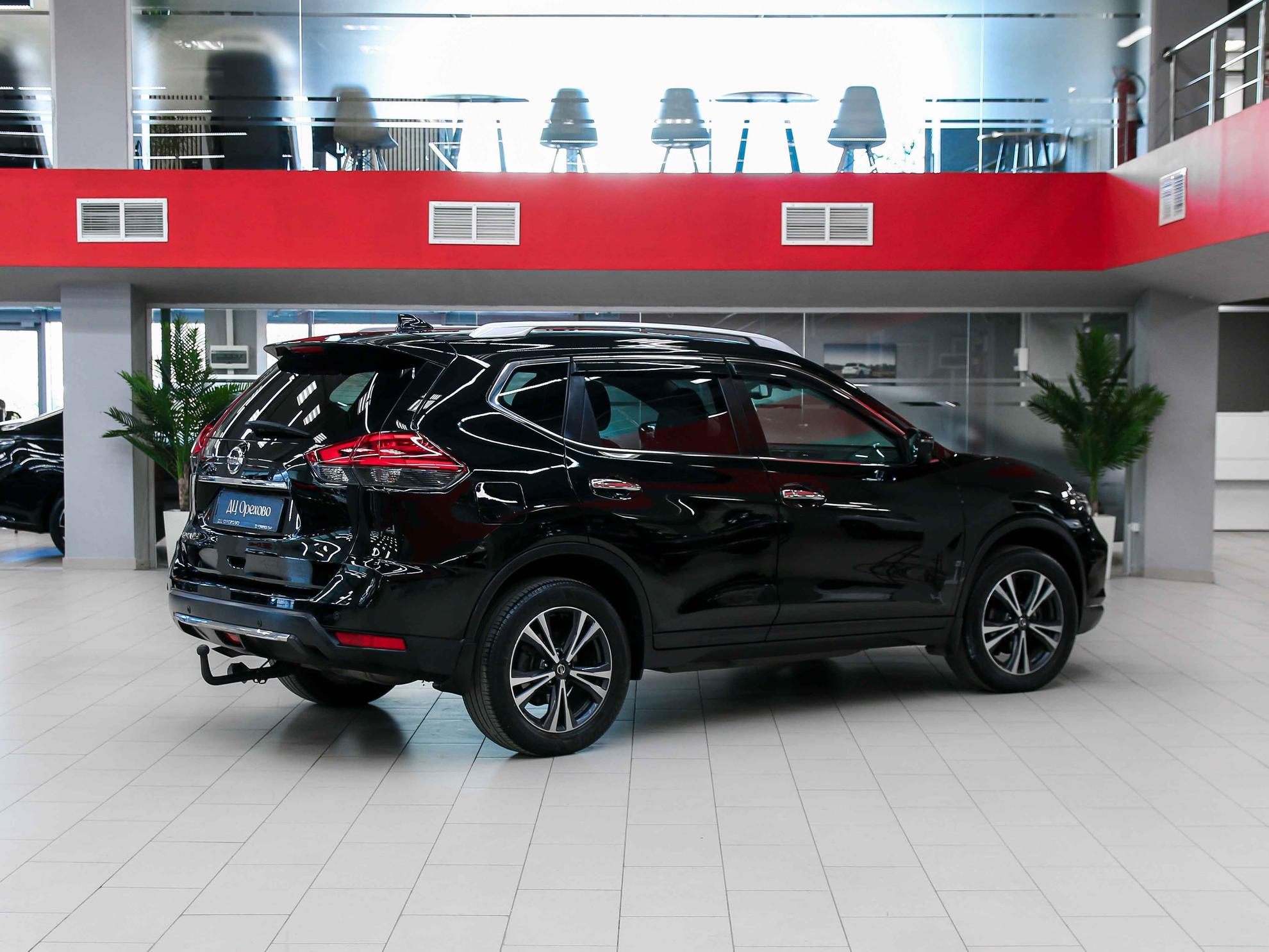 Nissan X-Trail 2018, черный, ДЦ Орехово