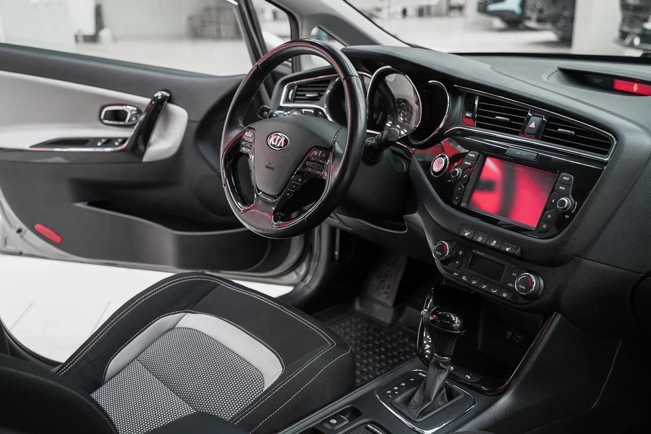 Kia Ceed 2016, серебряный, ДЦ Орехово