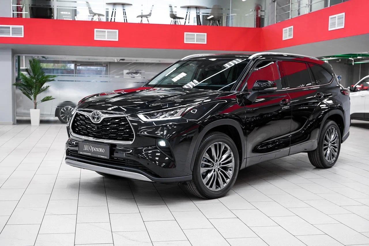 Toyota Highlander 2025, черный, ДЦ Орехово