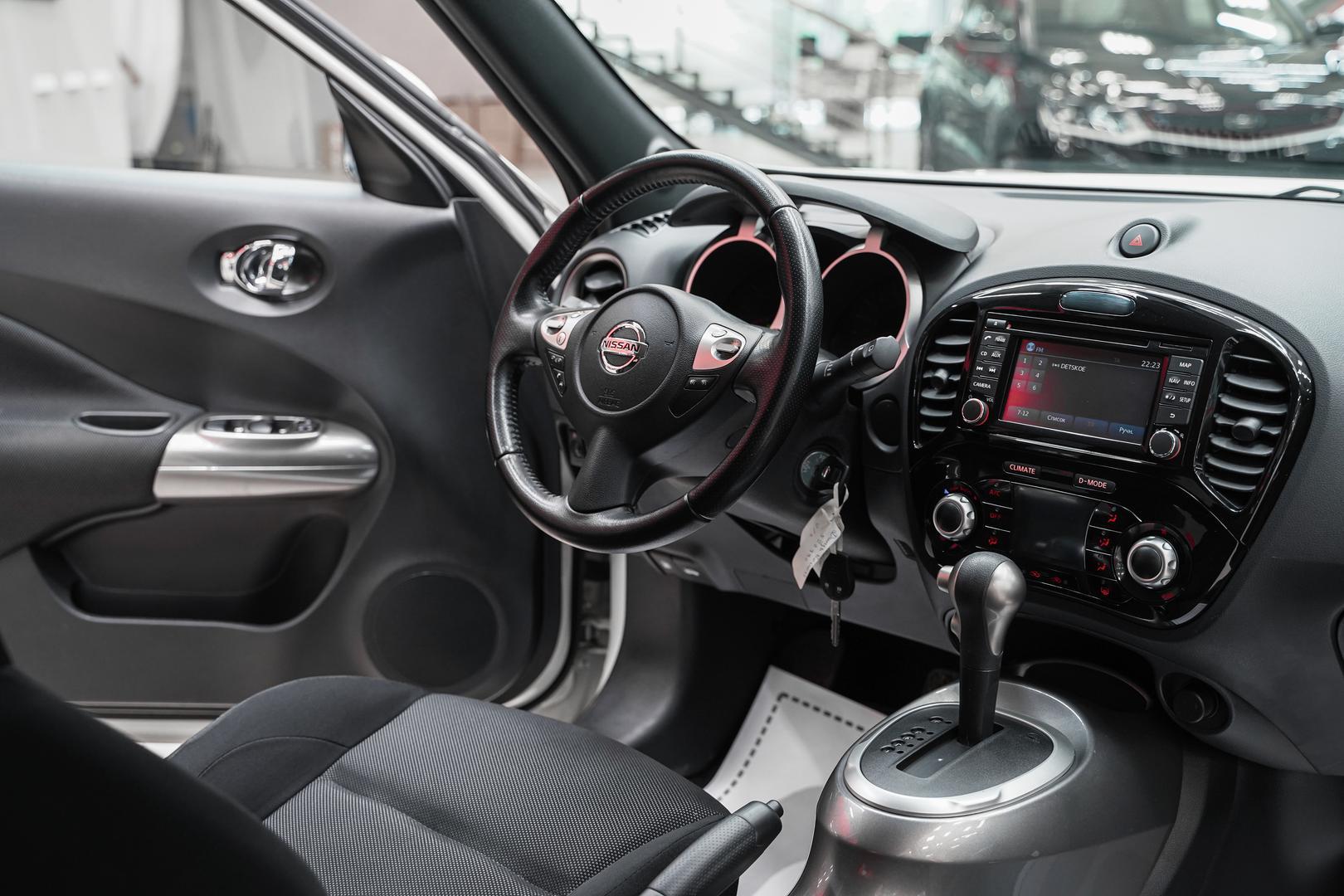 Nissan Juke 2014, белый, ДЦ Орехово