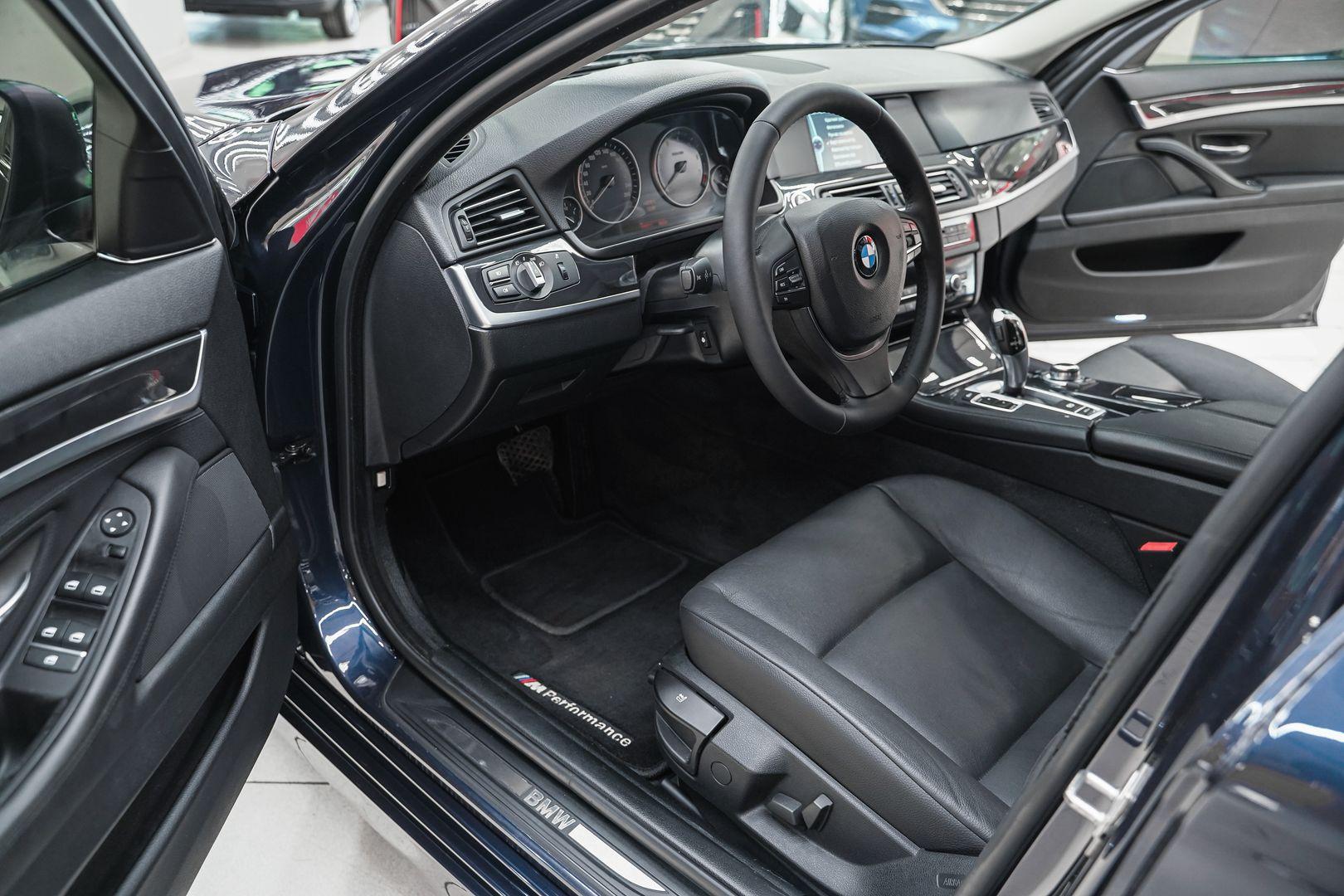BMW 5 серии 2012, синий, ДЦ Орехово
