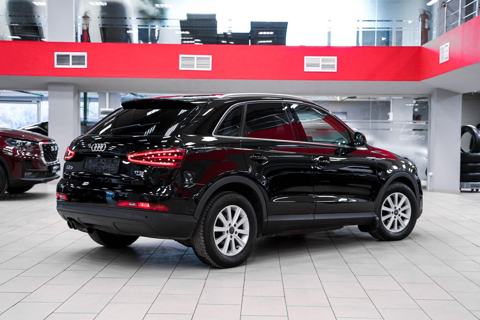 Audi Q3 2012, черный, ДЦ Орехово