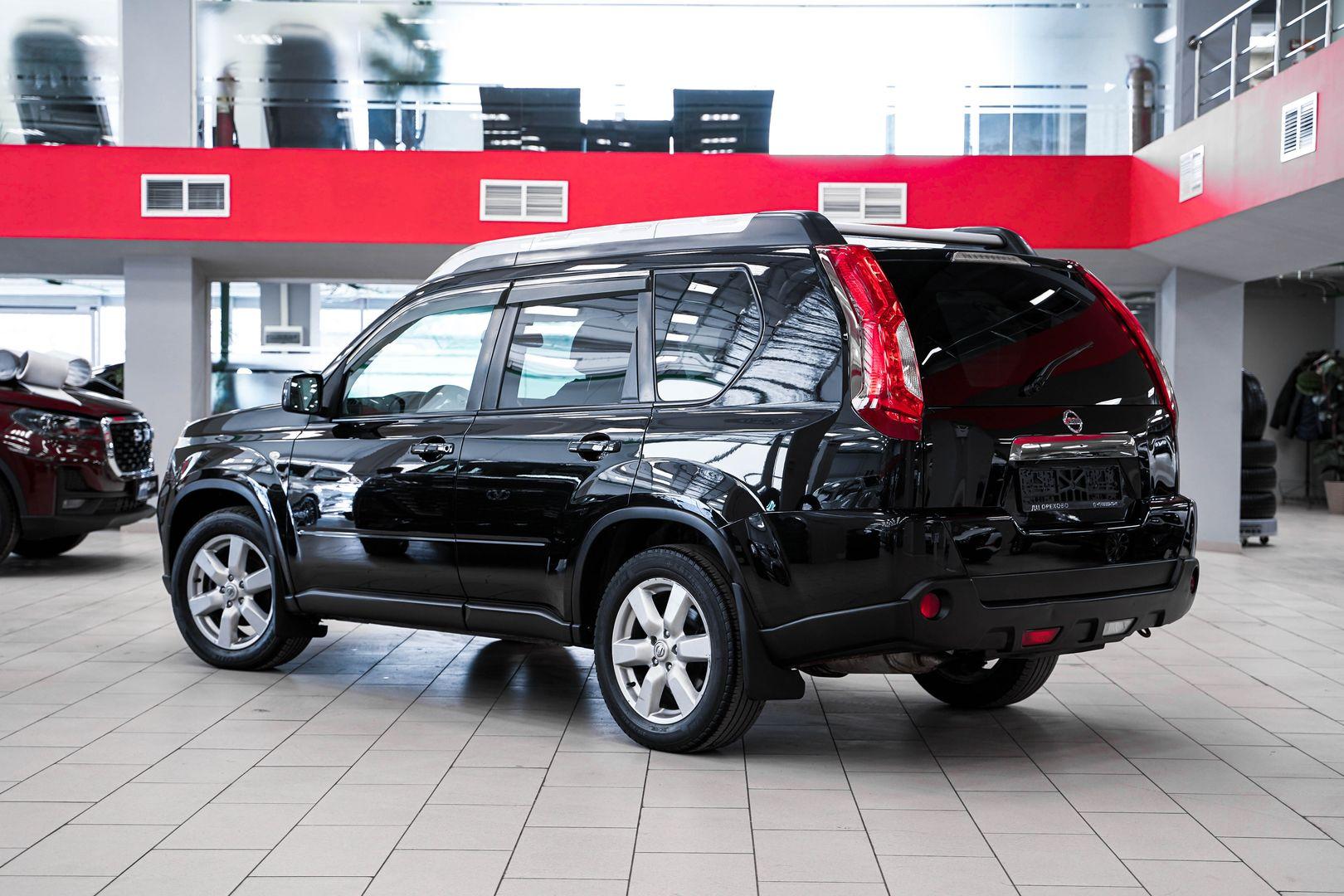 Nissan X-Trail 2012, черный, ДЦ Орехово
