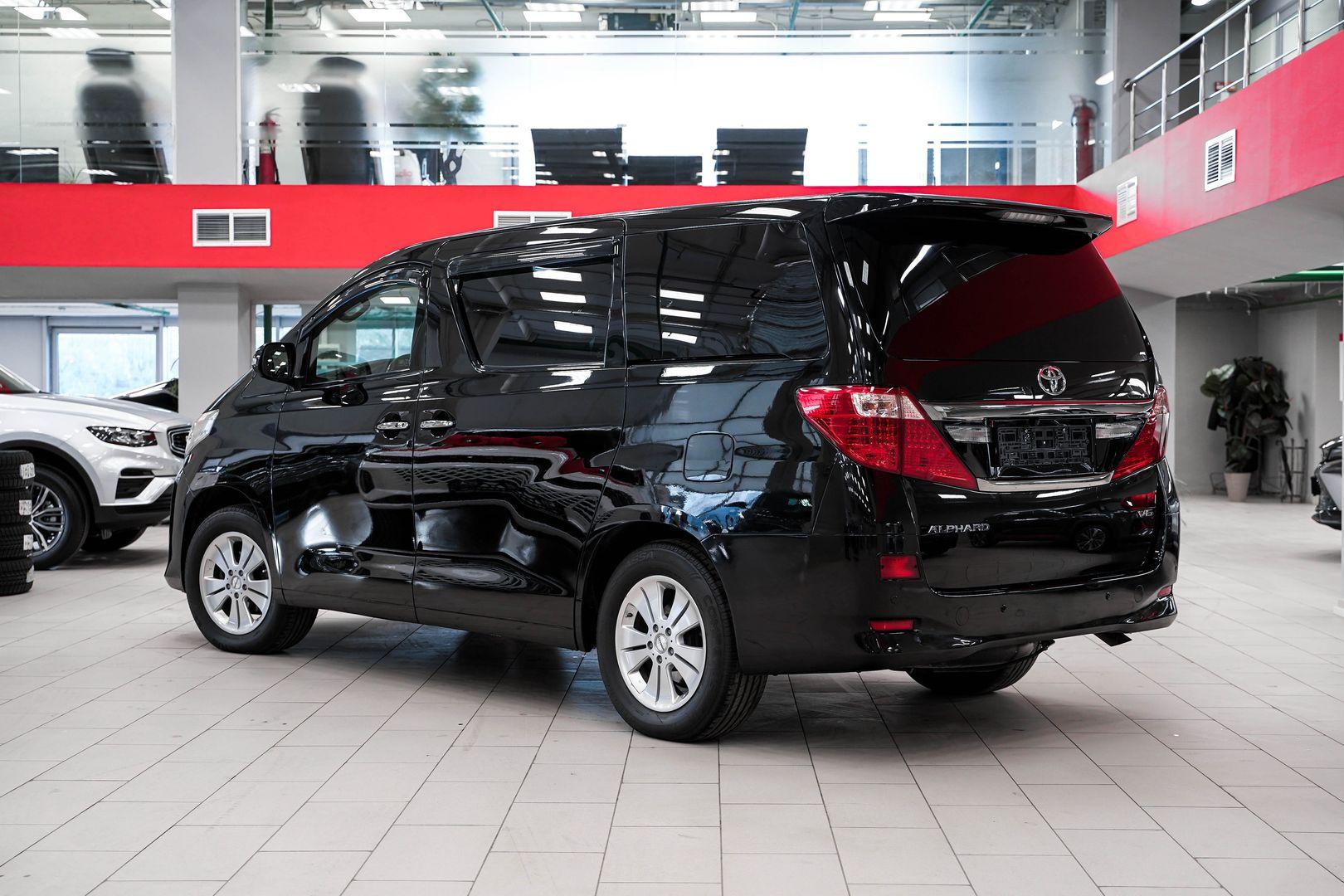 Toyota Alphard 2012, черный, ДЦ Орехово