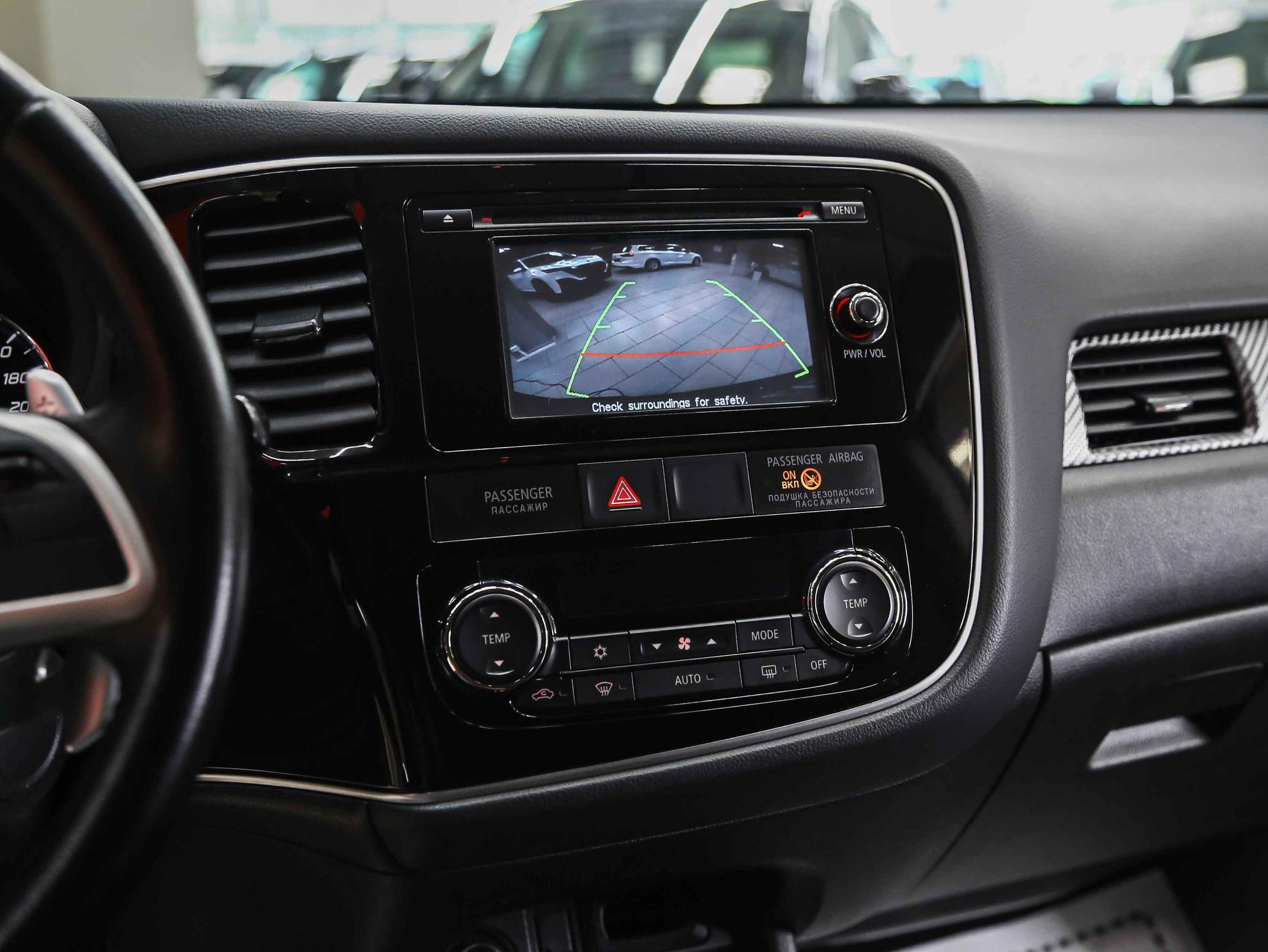 Mitsubishi Outlander 2014, черный, ДЦ Орехово