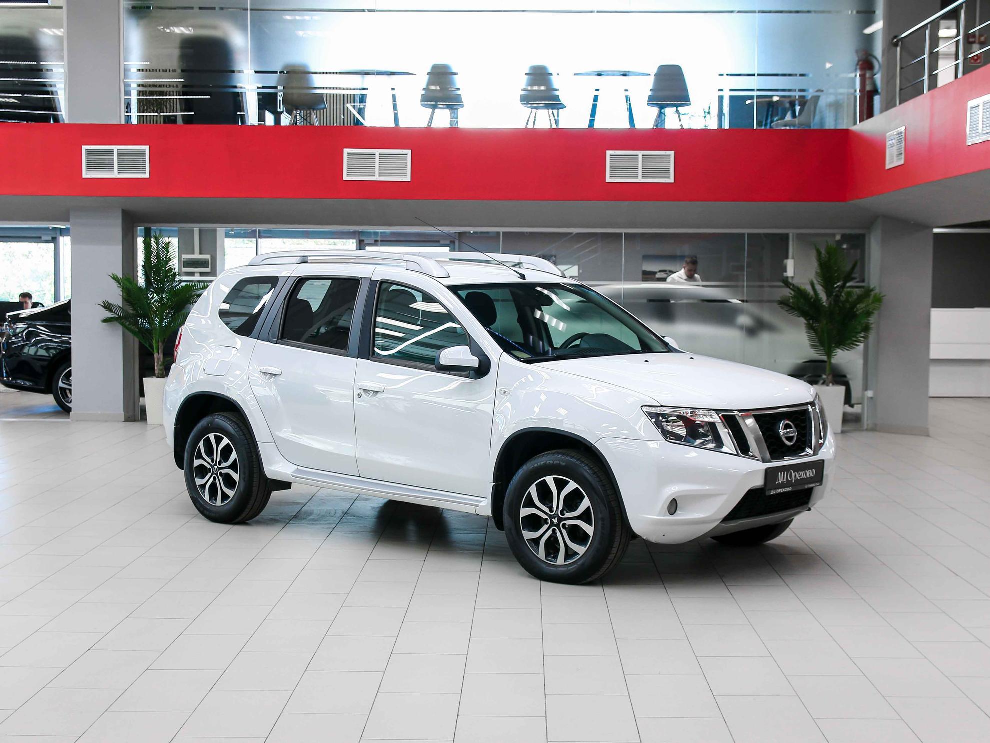 Nissan Terrano 2018, белый, ДЦ Орехово