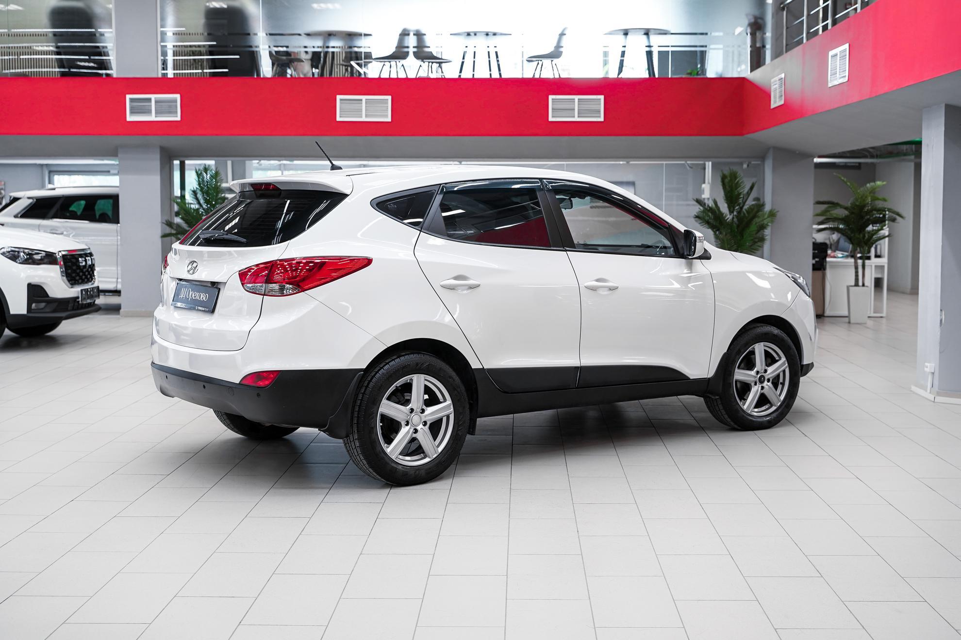 Hyundai ix35 2014, белый, ДЦ Орехово