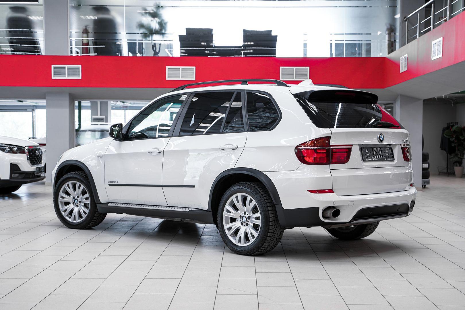 BMW X5 2011, белый, ДЦ Орехово