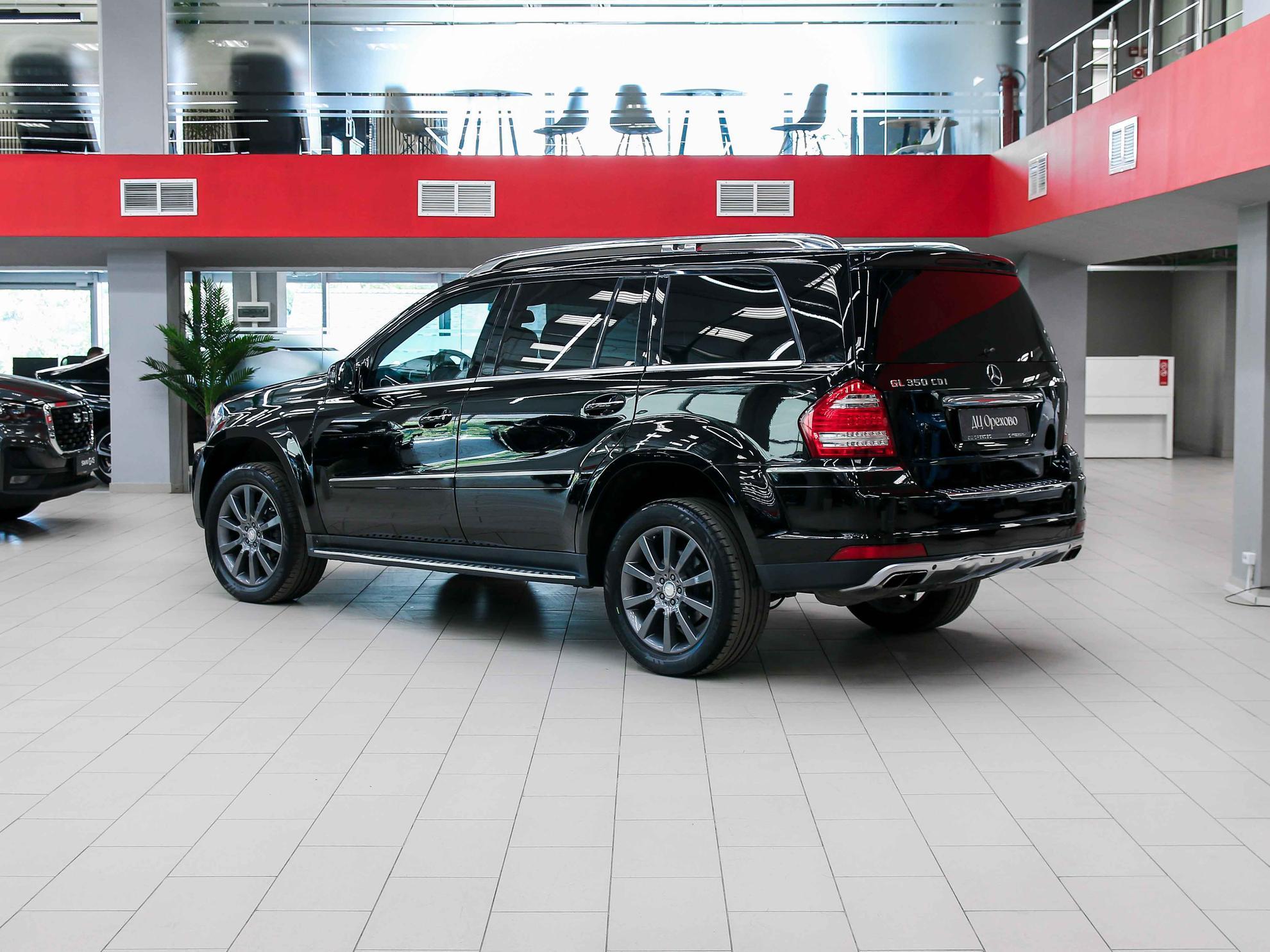 Mercedes-Benz GL-Класс 2011, черный, ДЦ Орехово