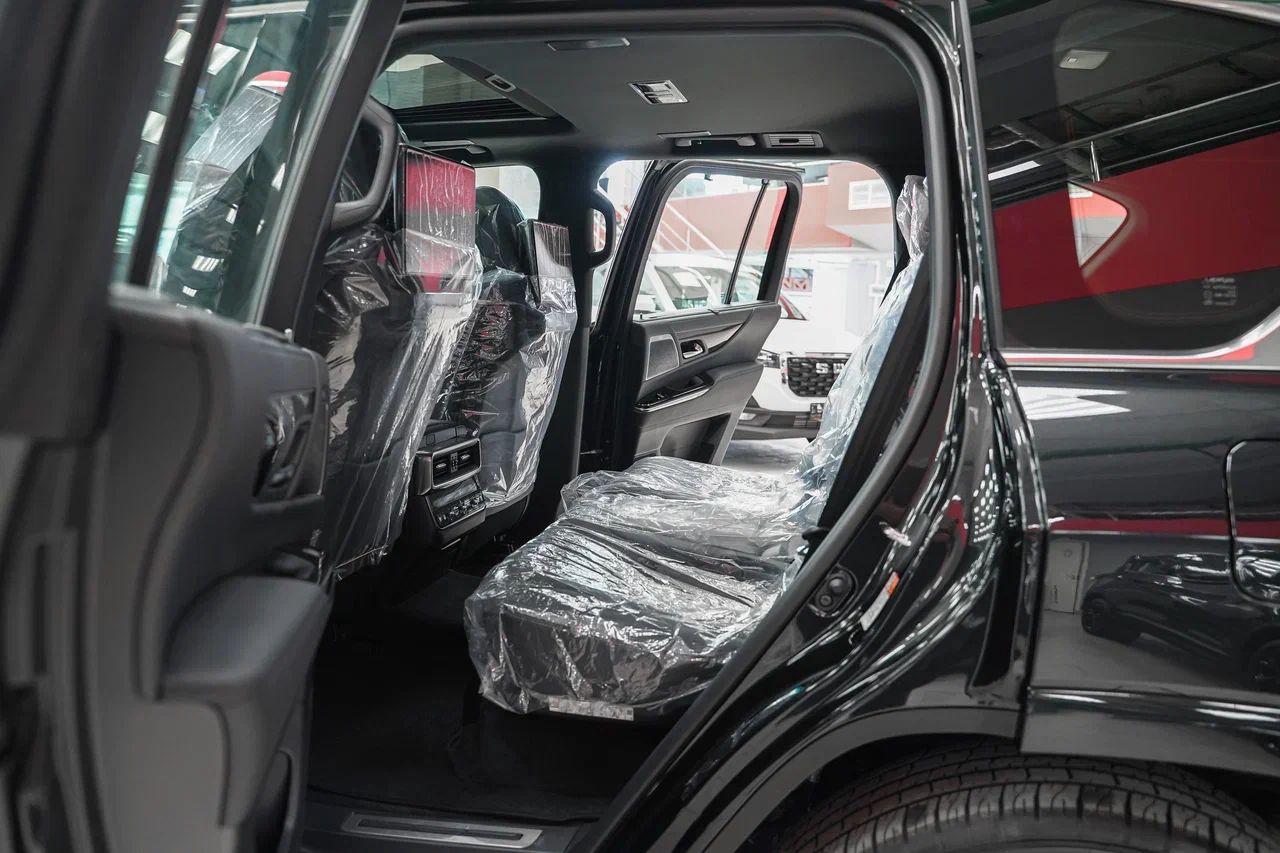 Lexus LX 2024, черный, ДЦ Орехово