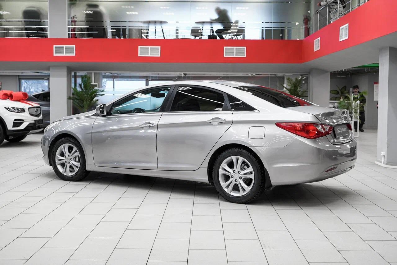 Hyundai Sonata 2010, серебряный, ДЦ Орехово