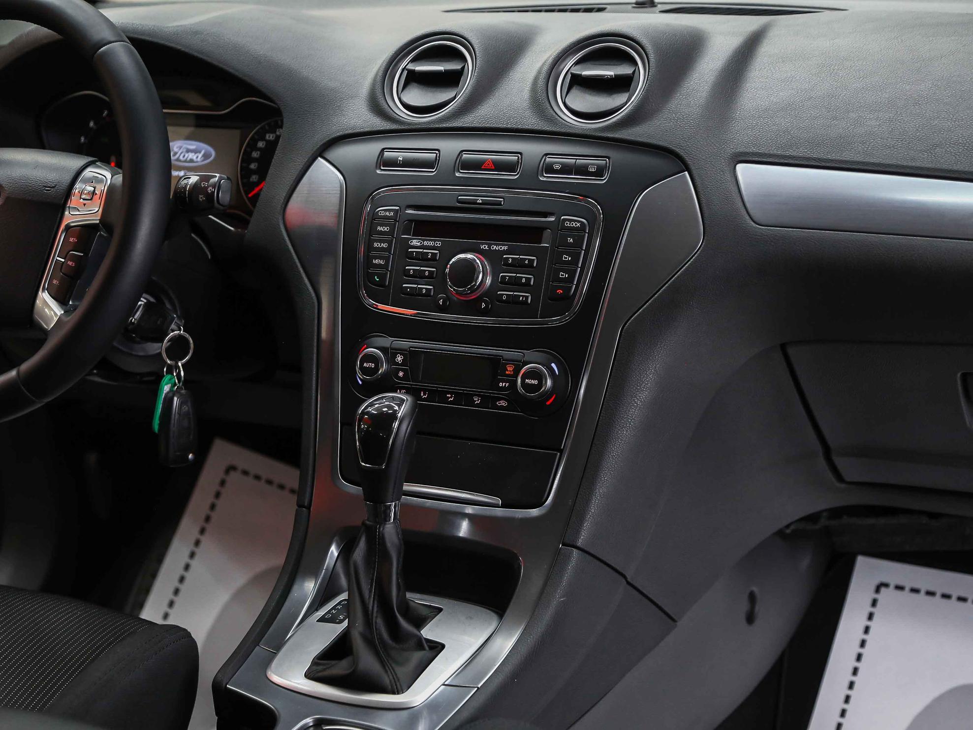 Ford Mondeo 2013, черный, ДЦ Орехово