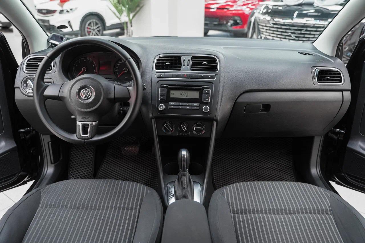 Volkswagen Polo 2012, черный, ДЦ Орехово