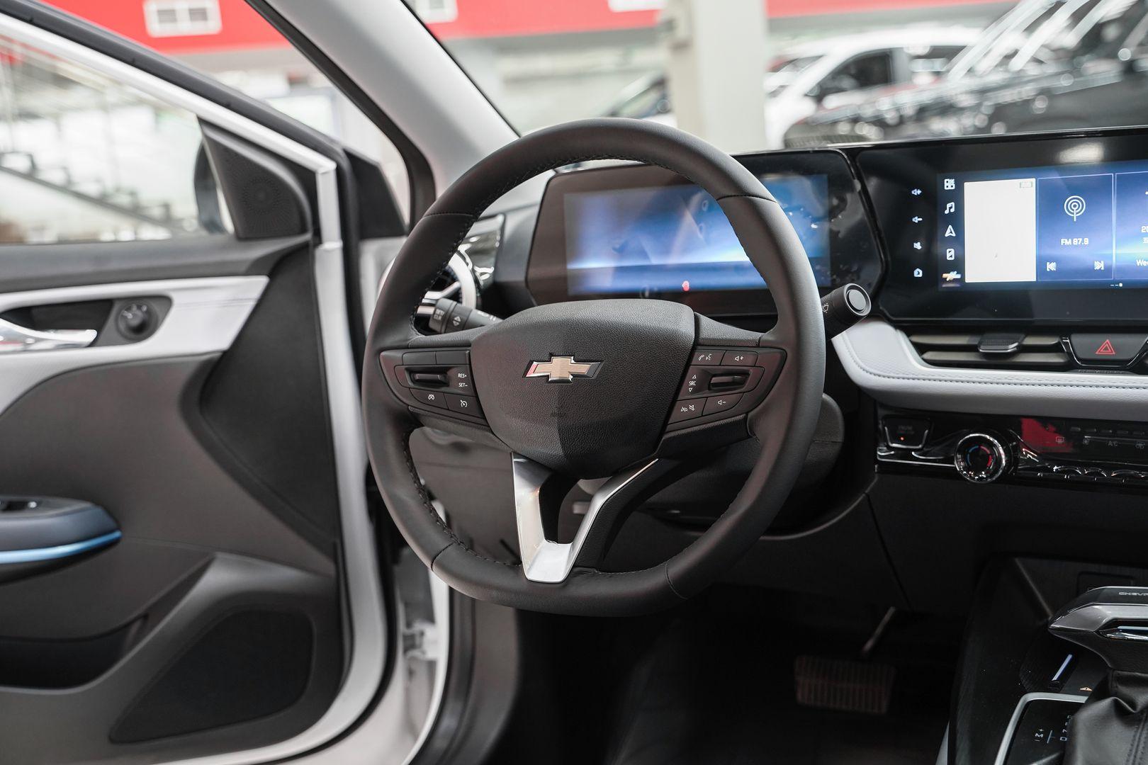 Chevrolet Monza 2023, белый, ДЦ Орехово