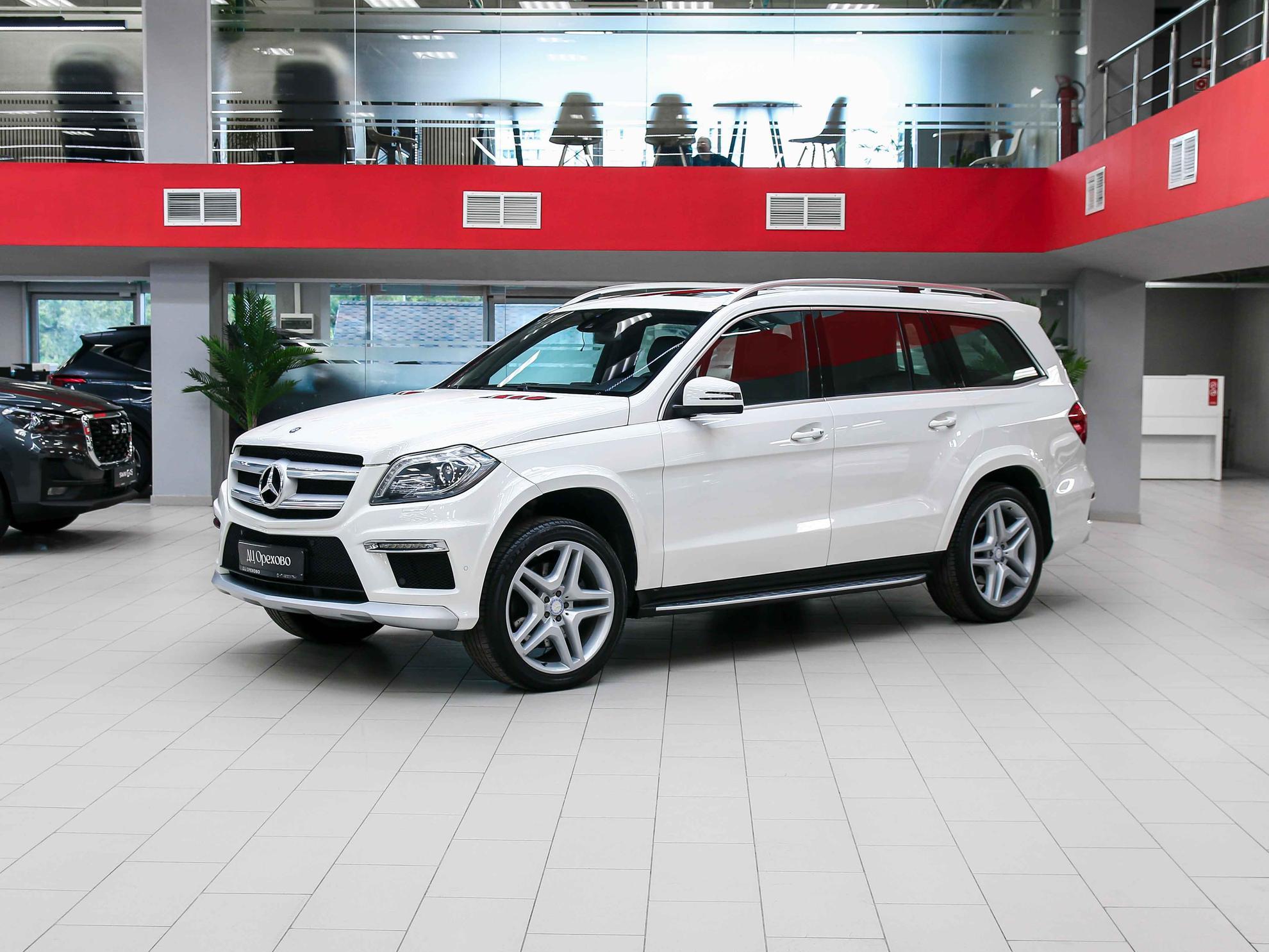 Mercedes-Benz GL-Класс 2013, белый, ДЦ Орехово