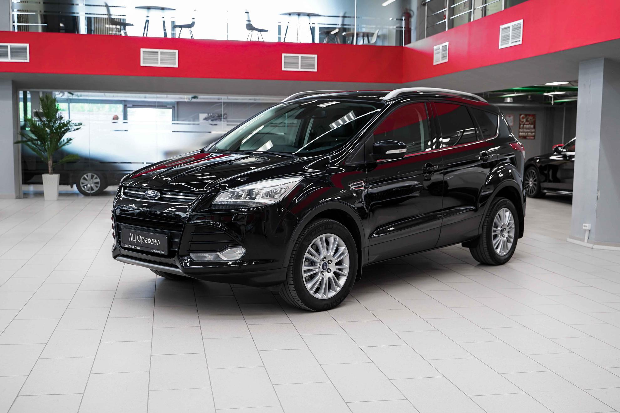 Ford Kuga 2013, черный, ДЦ Орехово