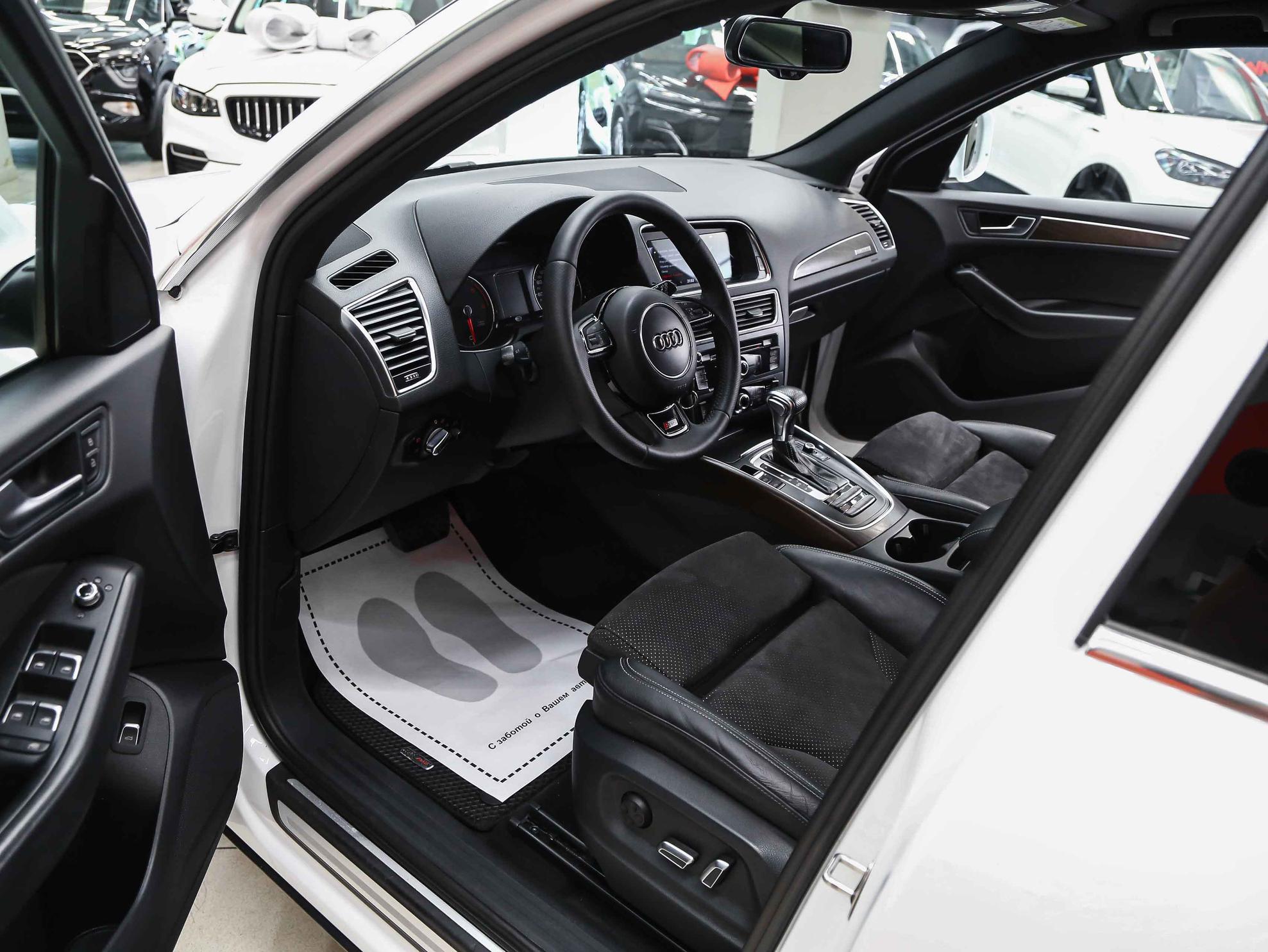 Audi Q5 2014, белый, ДЦ Орехово