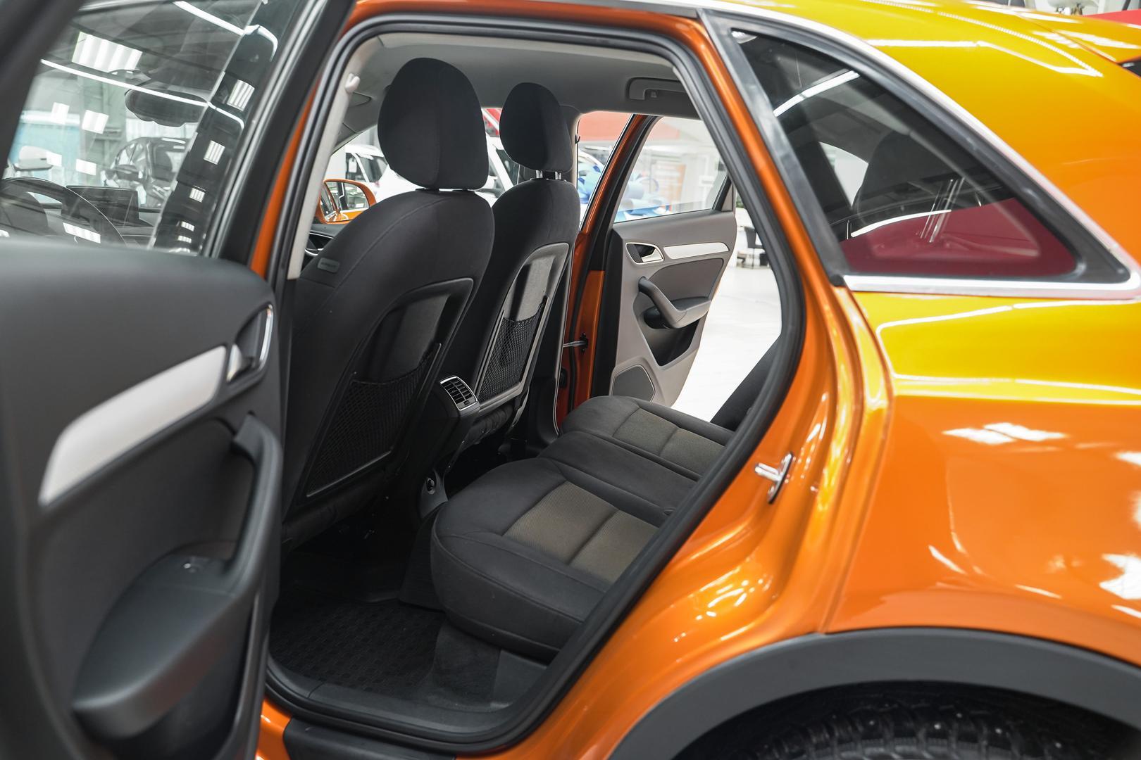 Audi Q3 2012, оранжевый, ДЦ Орехово