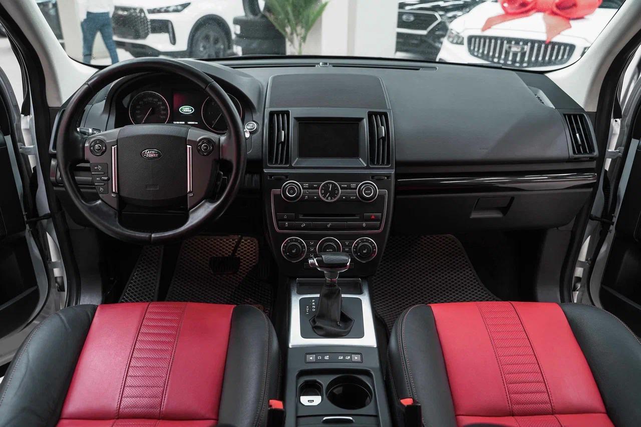 Land Rover Freelander 2013, белый, ДЦ Орехово