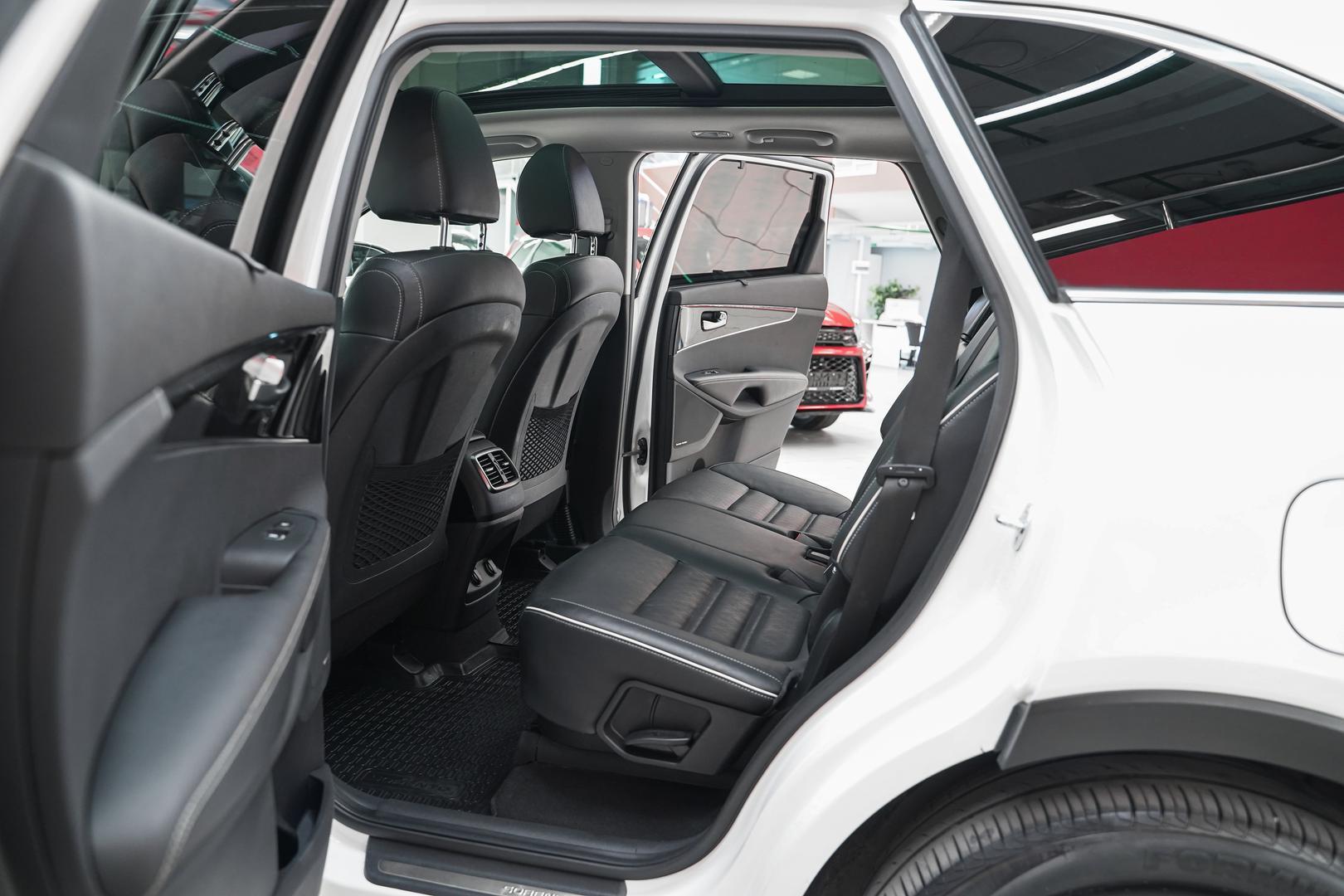 Kia Sorento 2018, белый, ДЦ Орехово
