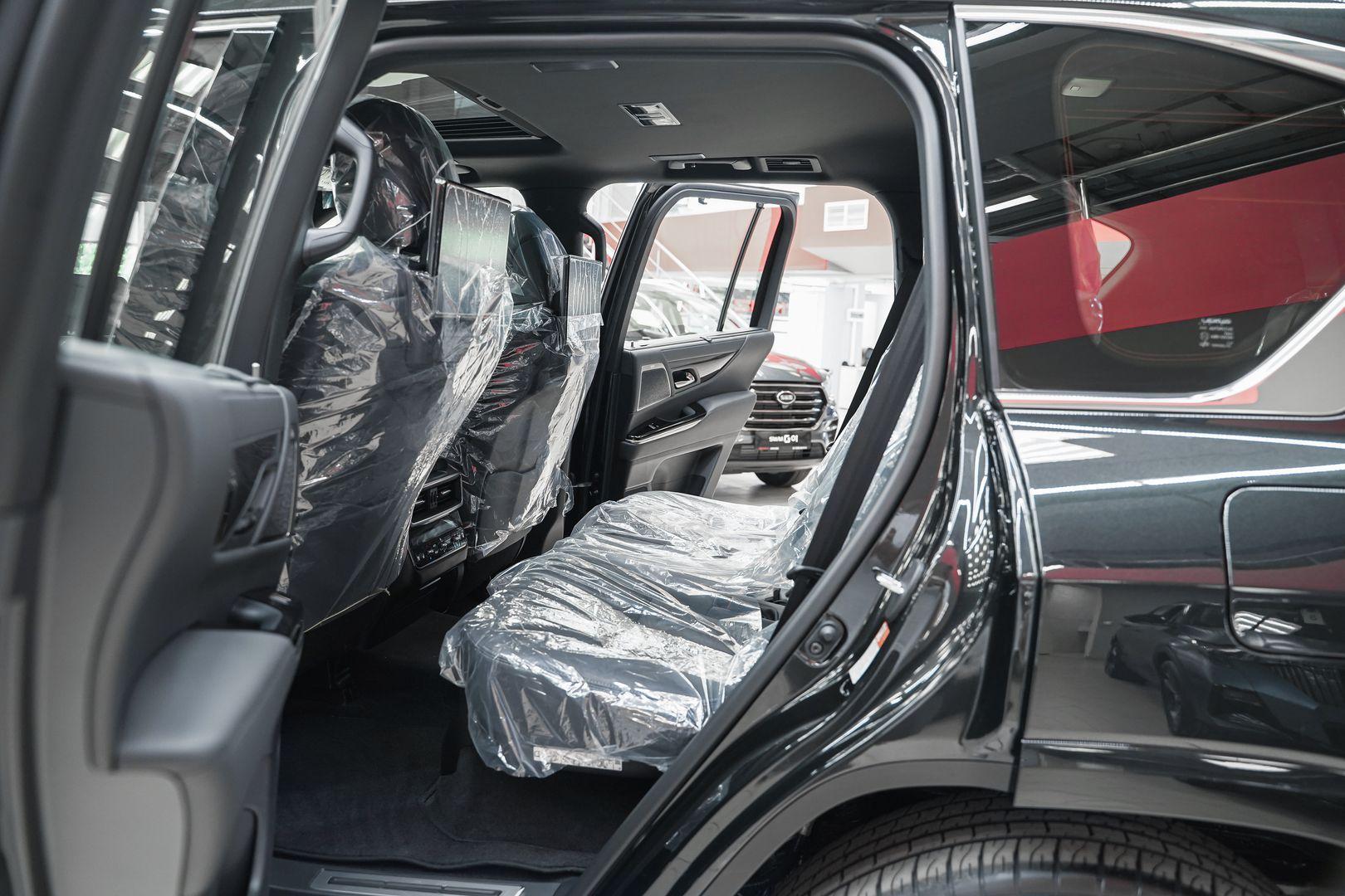 Lexus LX 2024, черный, ДЦ Орехово