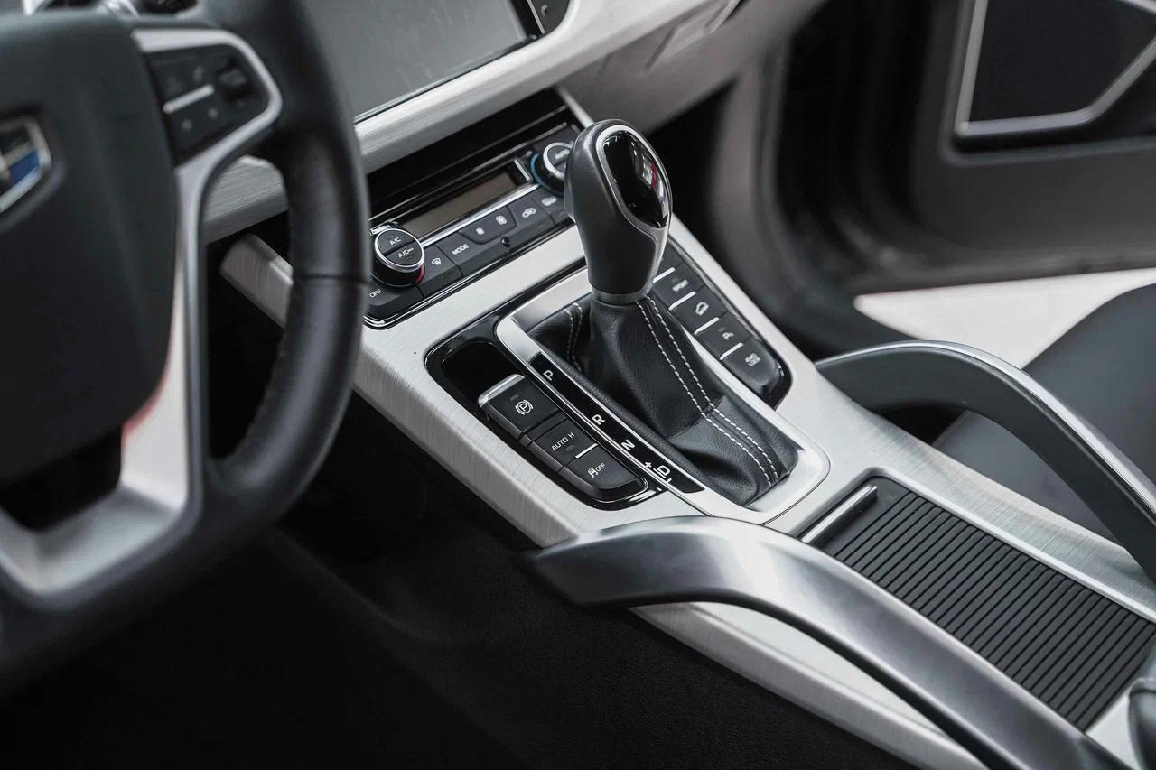 Geely Atlas 2019, серый, ДЦ Орехово