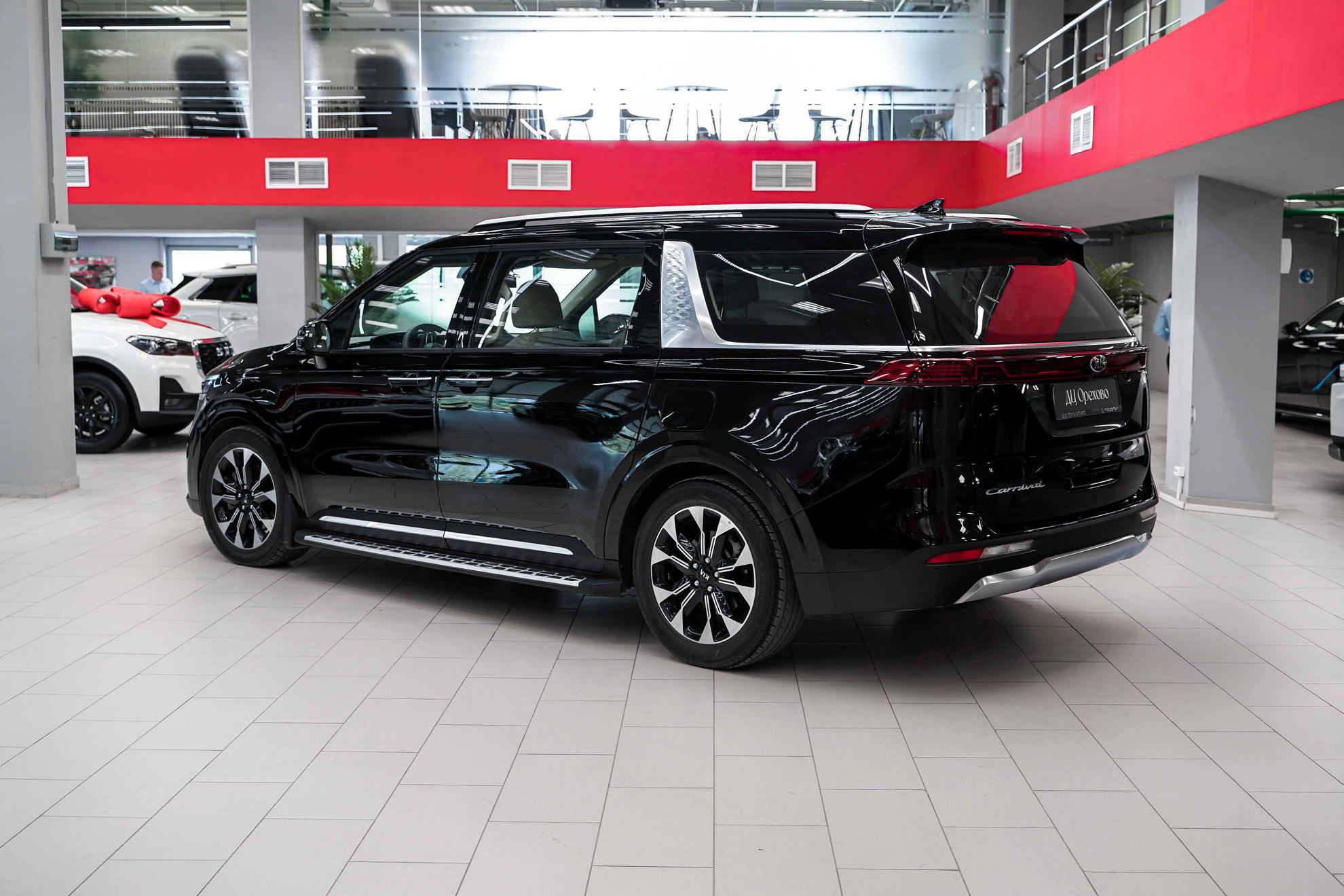 Kia Carnival 2021, черный, ДЦ Орехово