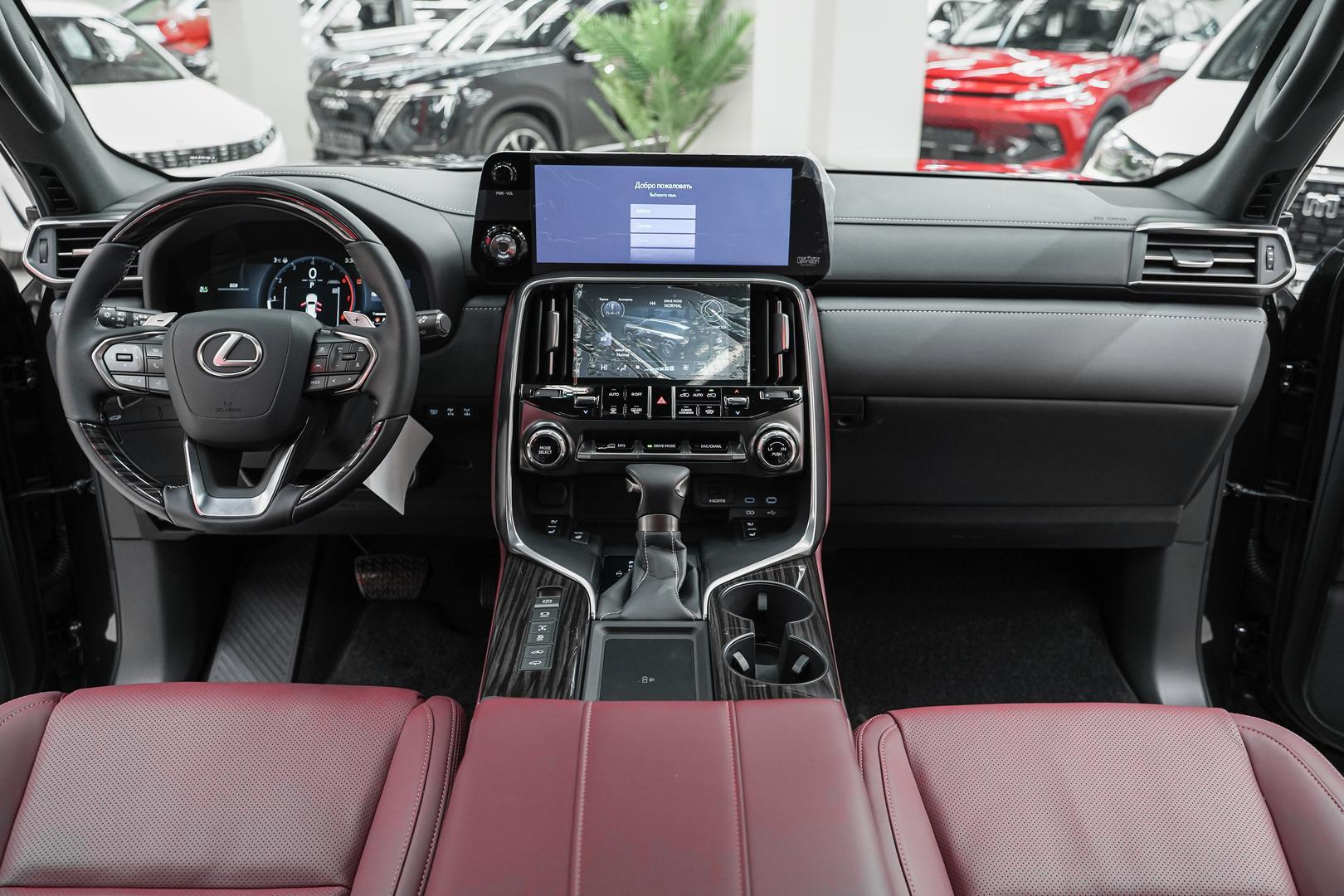 Lexus LX 2025, черный, ДЦ Орехово