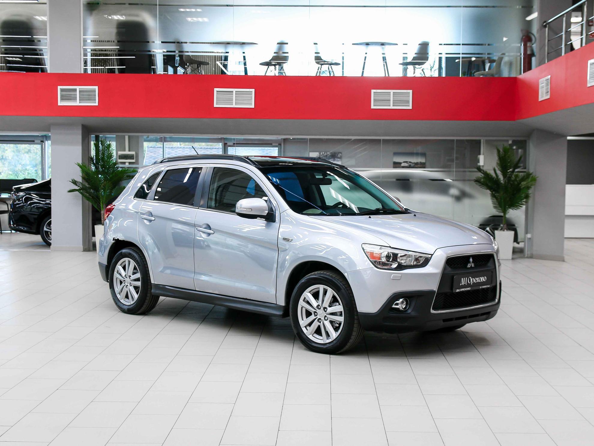 Mitsubishi ASX 2010, серебряный, ДЦ Орехово