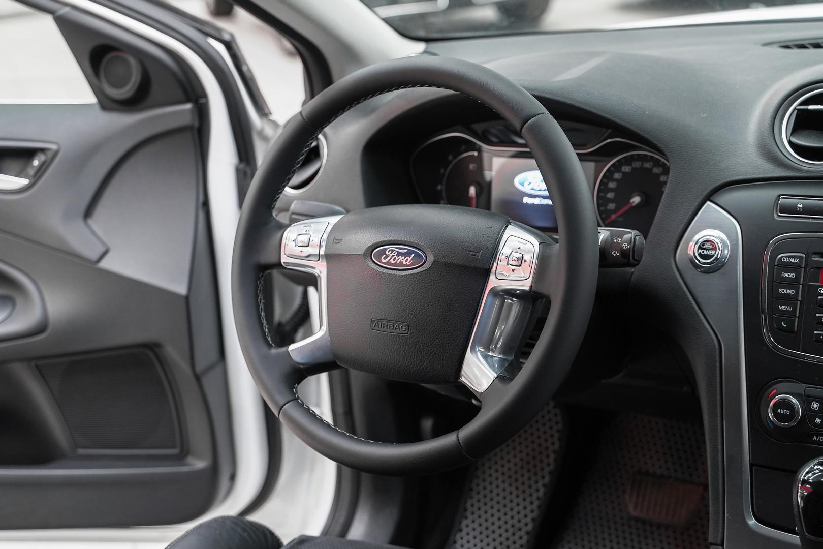 Ford Mondeo 2011, белый, ДЦ Орехово