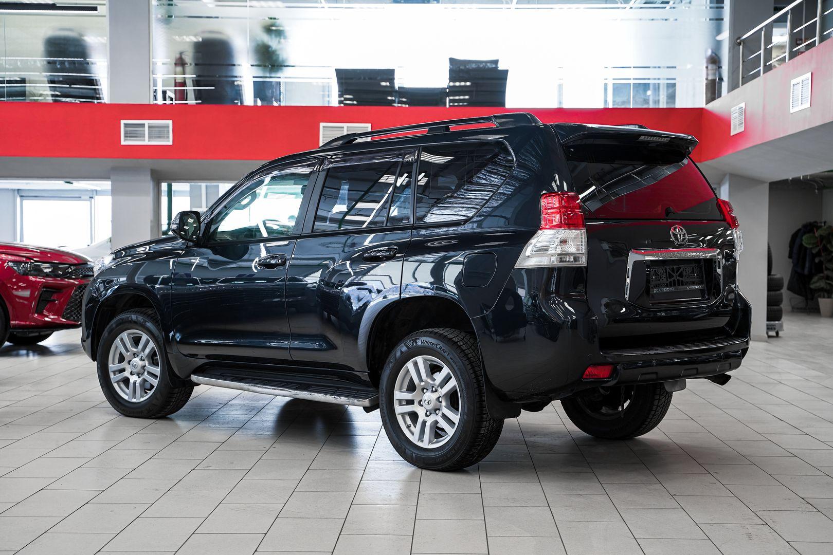 Toyota Land Cruiser Prado 2010, серый, ДЦ Орехово
