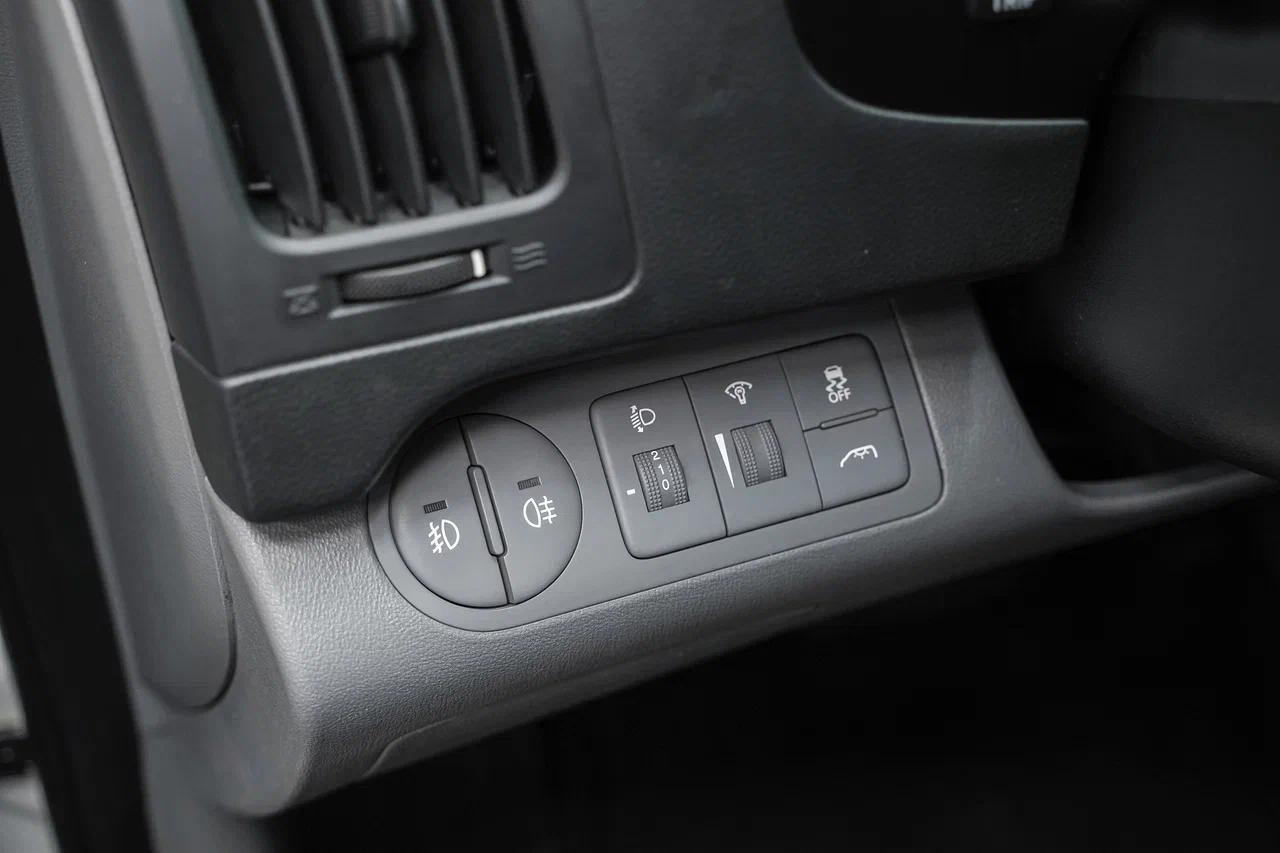 Hyundai H-1 2015, белый, ДЦ Орехово