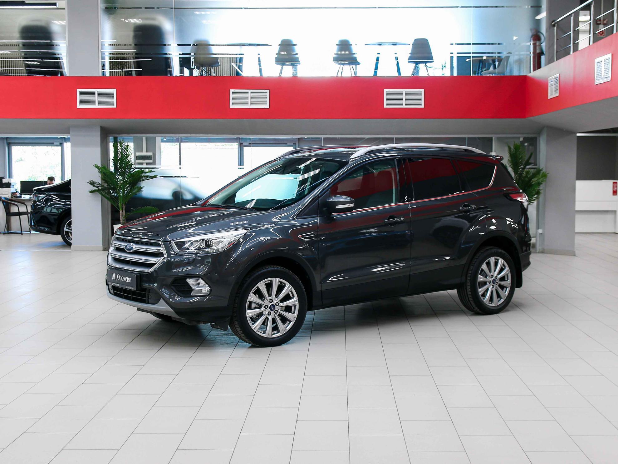 Ford Kuga 2017, серый, ДЦ Орехово