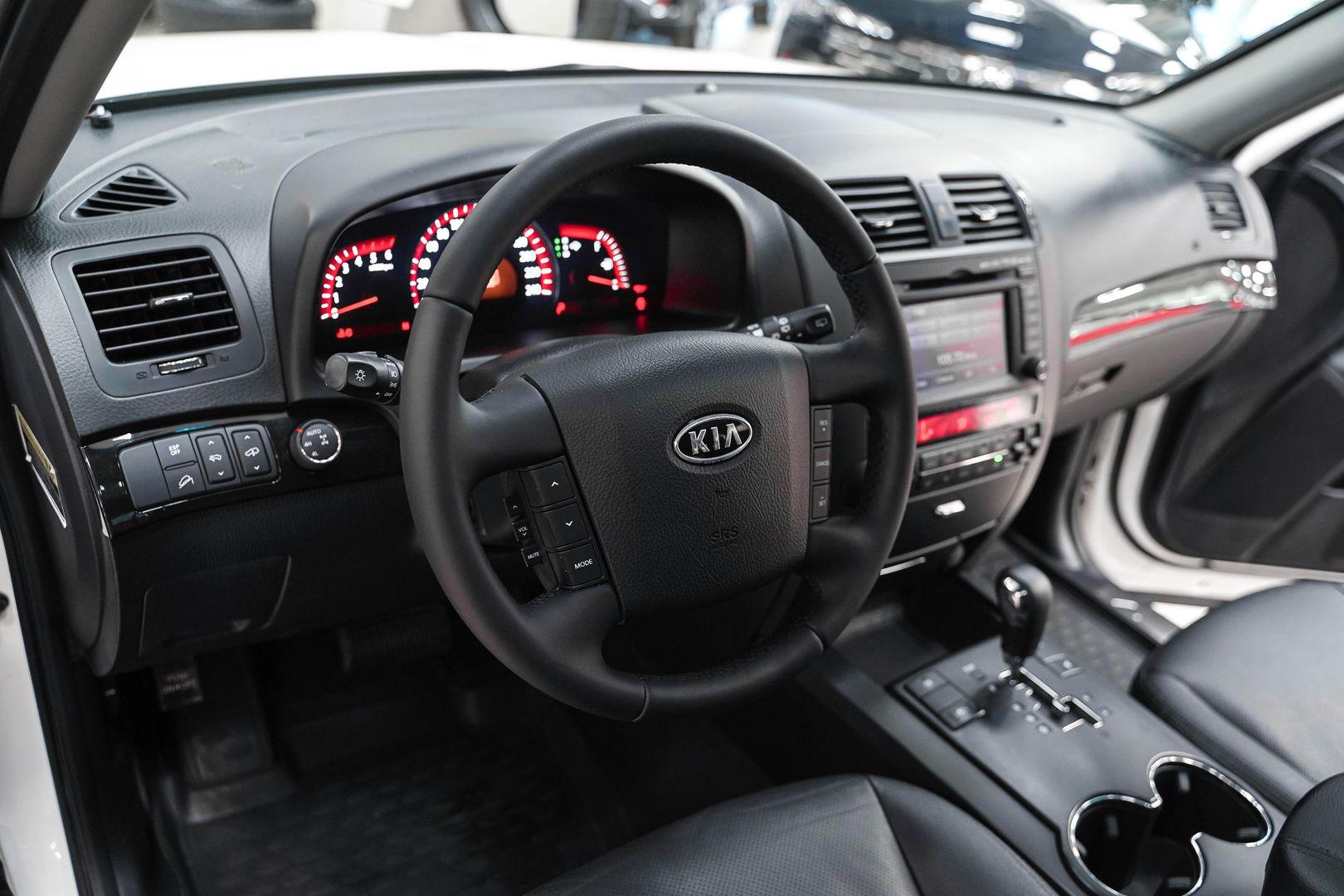 Kia Mohave 2012, белый, ДЦ Орехово