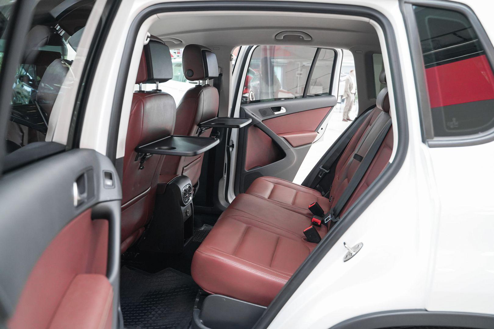 Volkswagen Tiguan 2014, белый, ДЦ Орехово