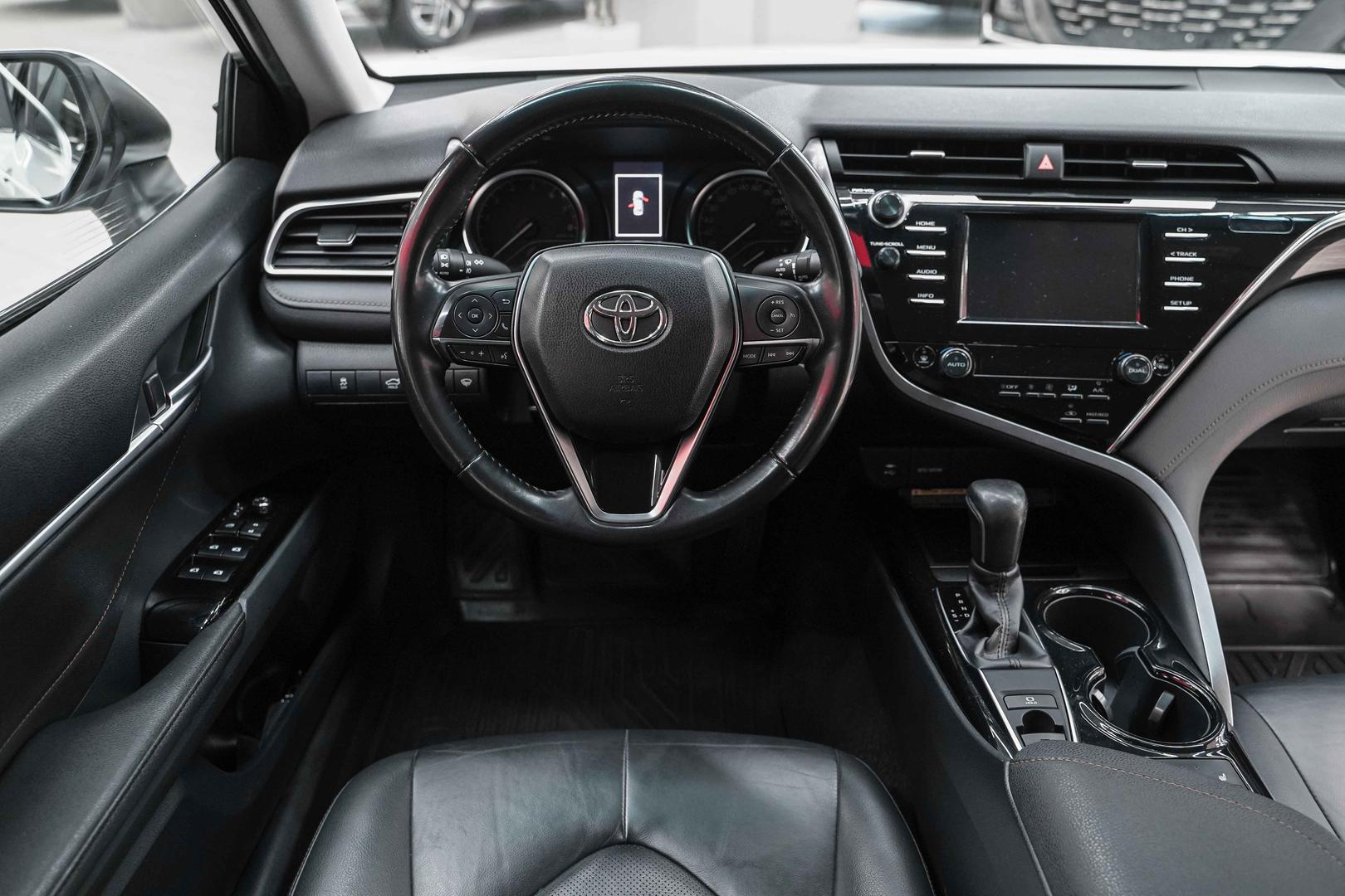 Toyota Camry 2019, белый, ДЦ Орехово