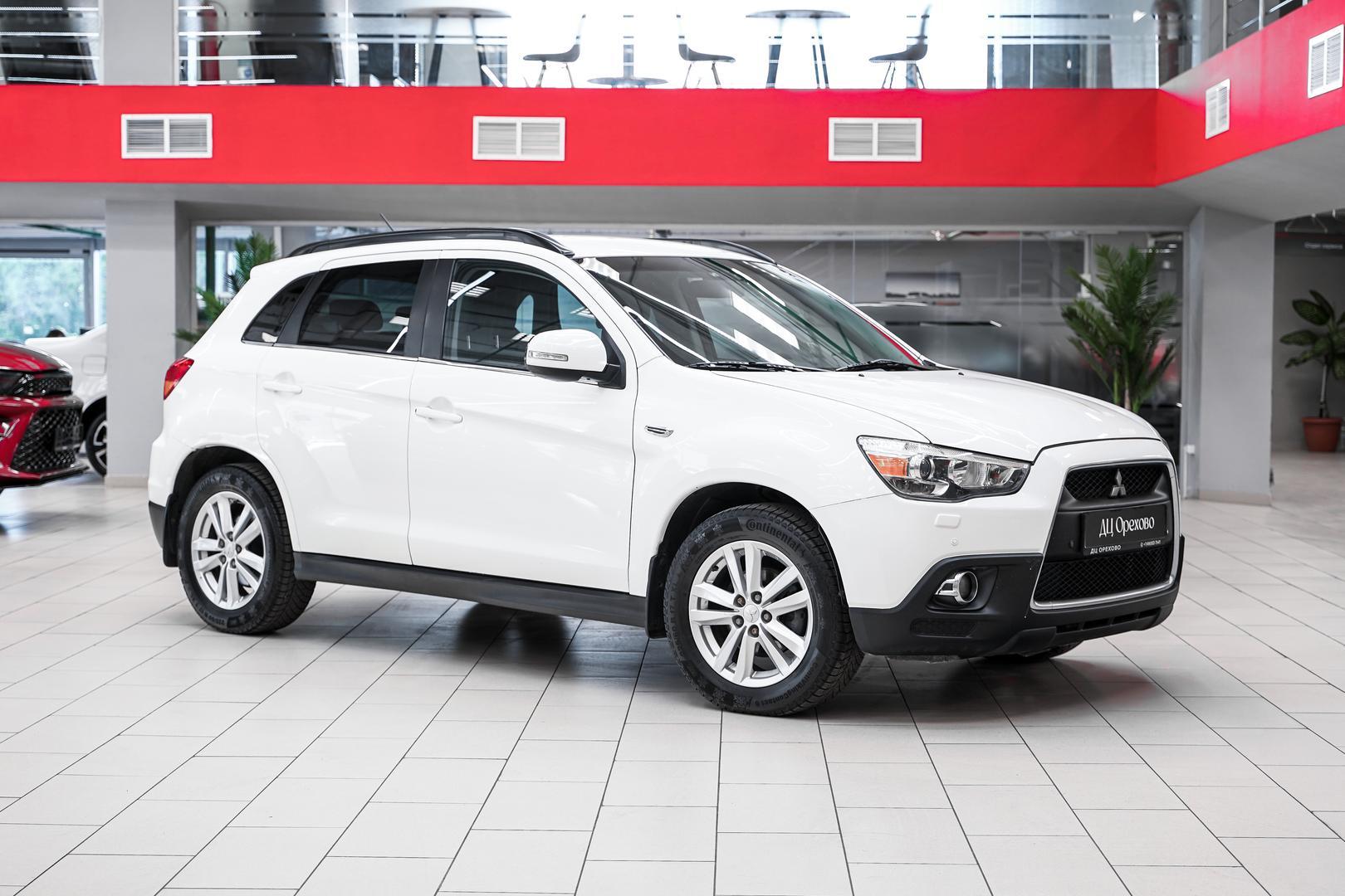 Mitsubishi ASX 2012, белый, ДЦ Орехово