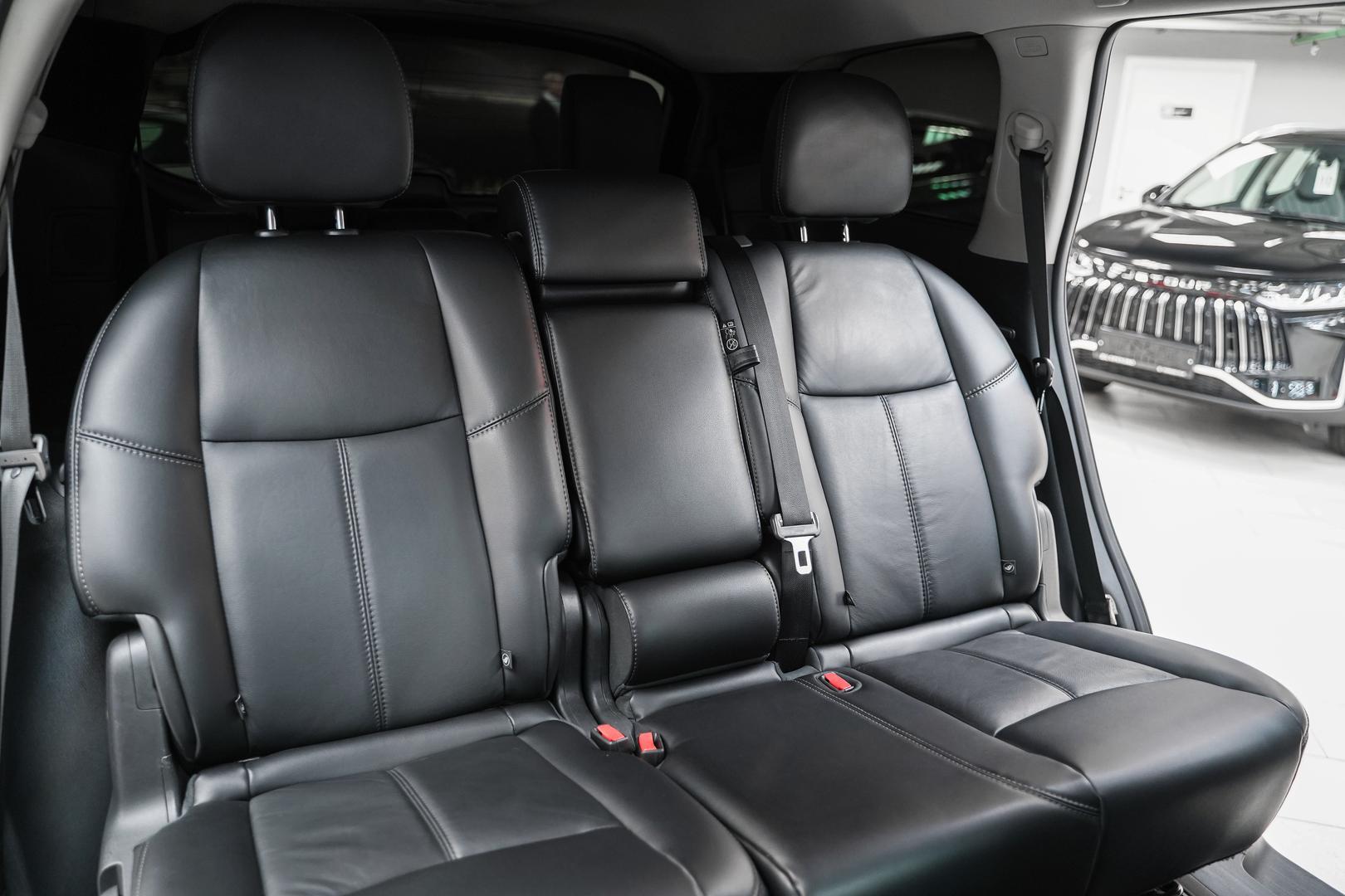 Nissan Pathfinder 2015, белый, ДЦ Орехово