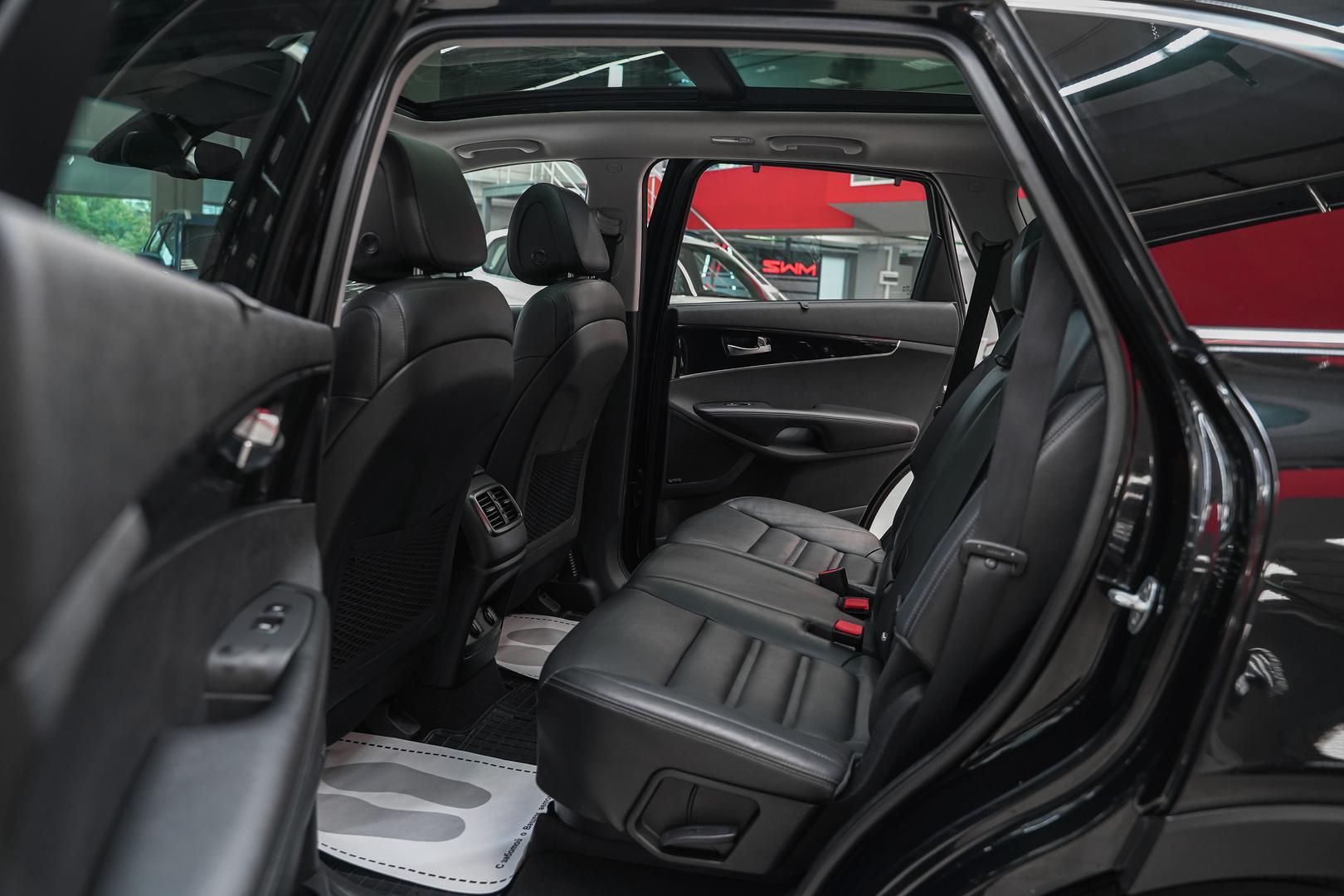 Kia Sorento 2015, черный, ДЦ Орехово