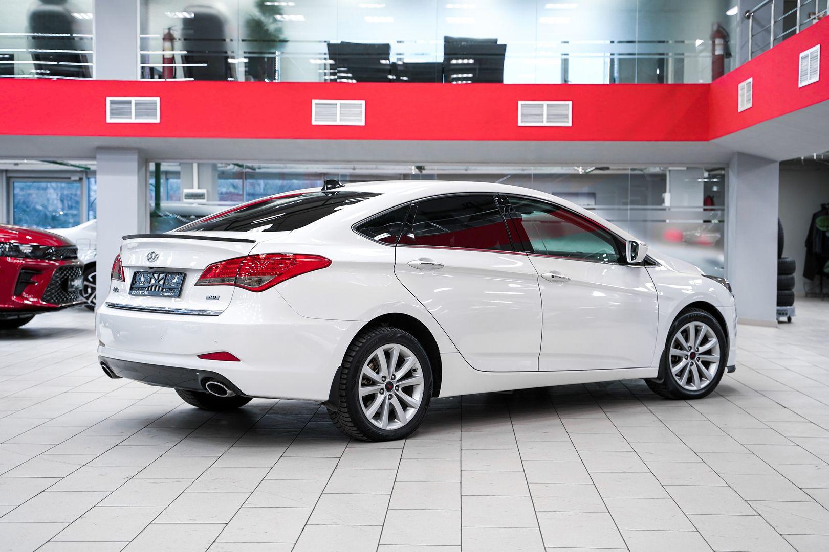 Hyundai i40 2013, белый, ДЦ Орехово