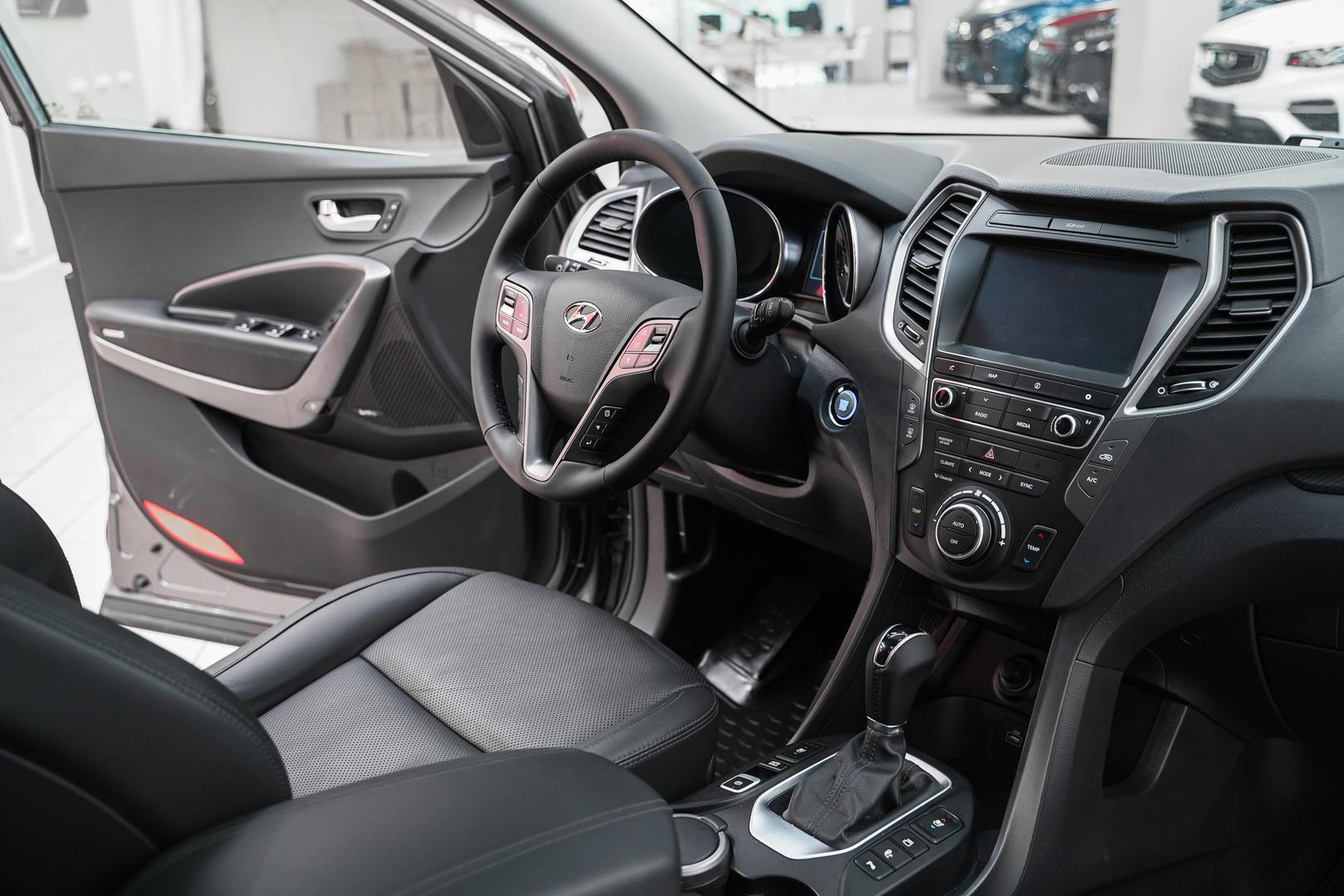 Hyundai Santa Fe 2017, серый, ДЦ Орехово