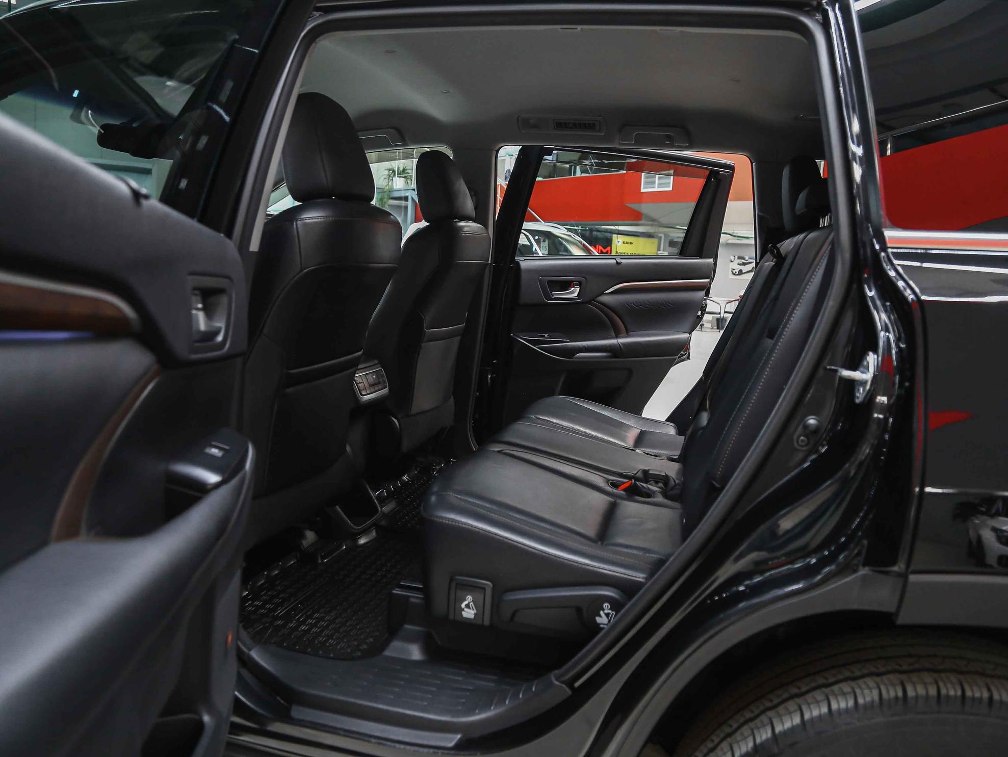 Toyota Highlander 2014, черный, ДЦ Орехово