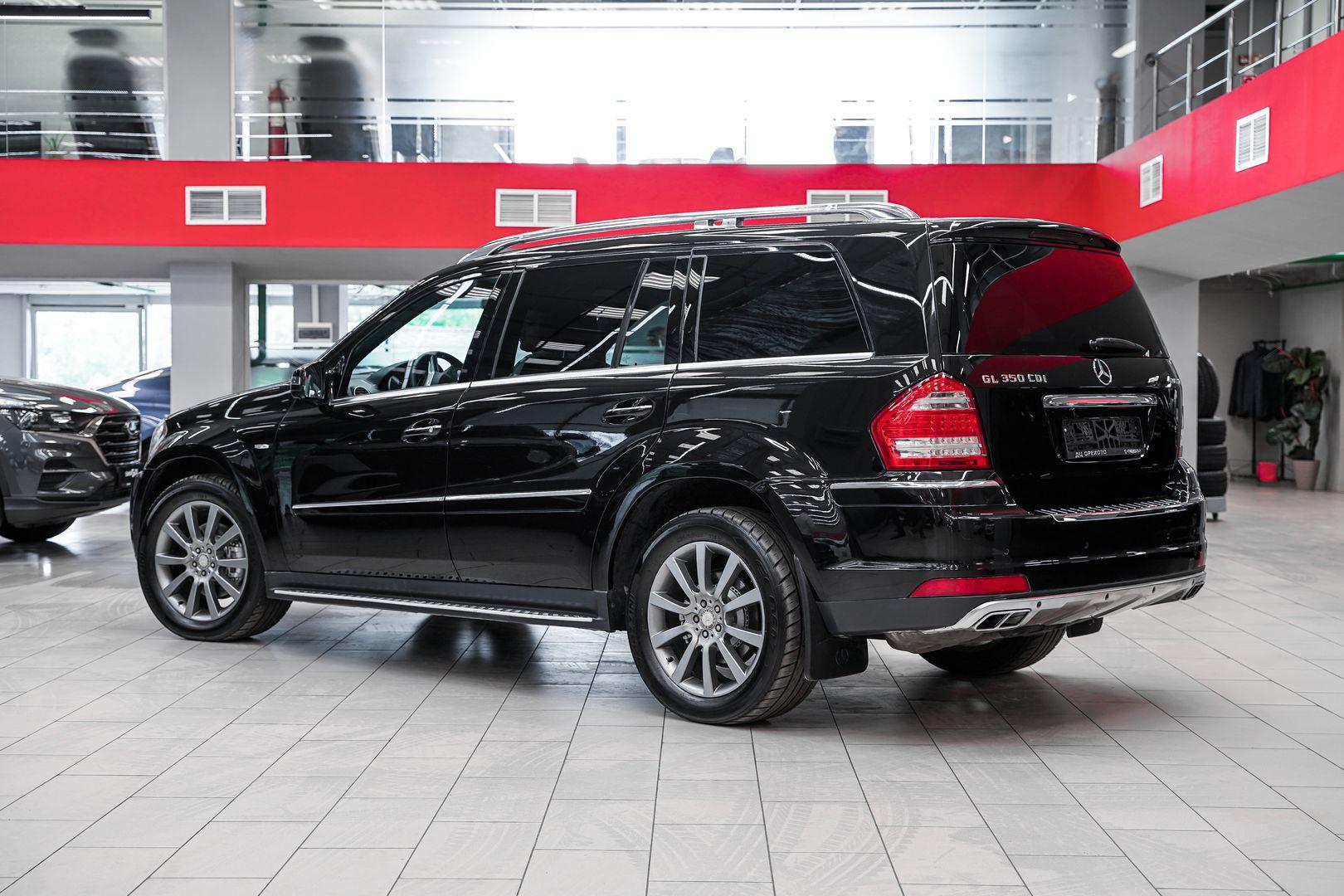 Mercedes-Benz GL-Класс 2011, черный, ДЦ Орехово